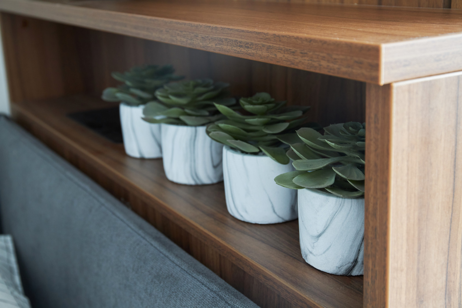 Обложка проекта: КВАРТИРА НА УЛ. «АКАДЕМИКА АНОХИНА», 60 м²