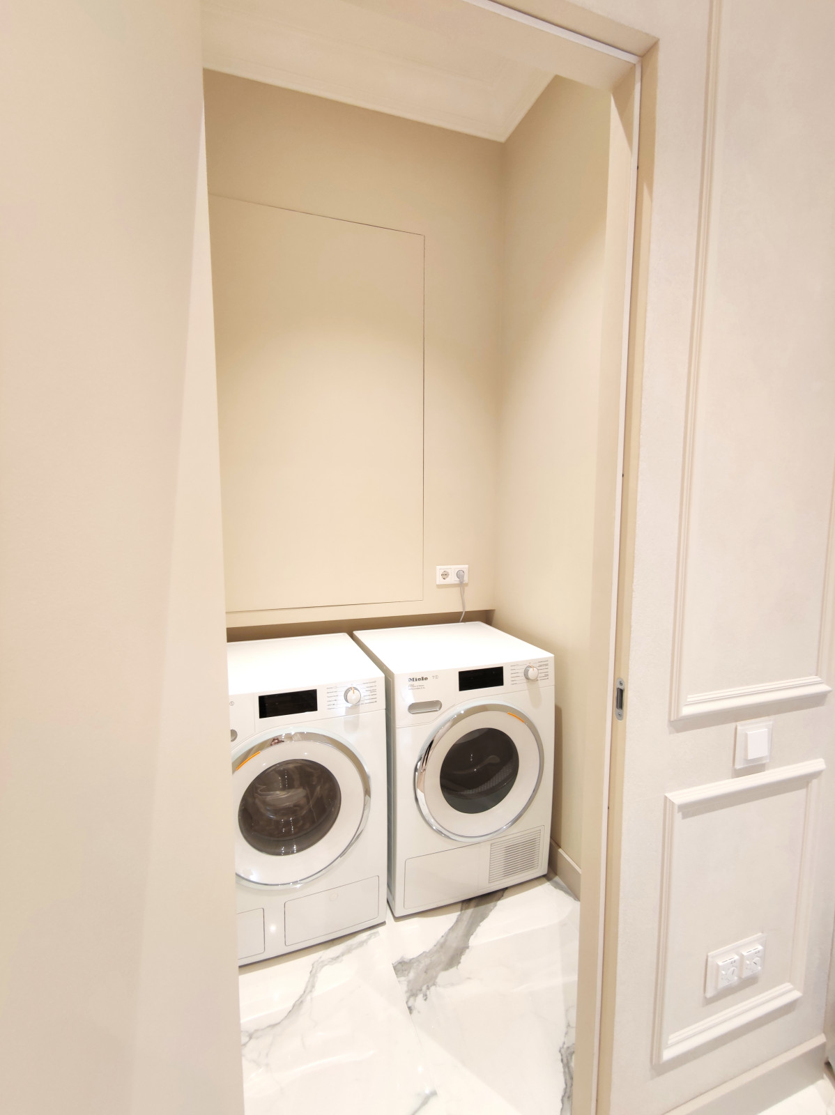 Прачечная в 3-к новостройки 116 м2