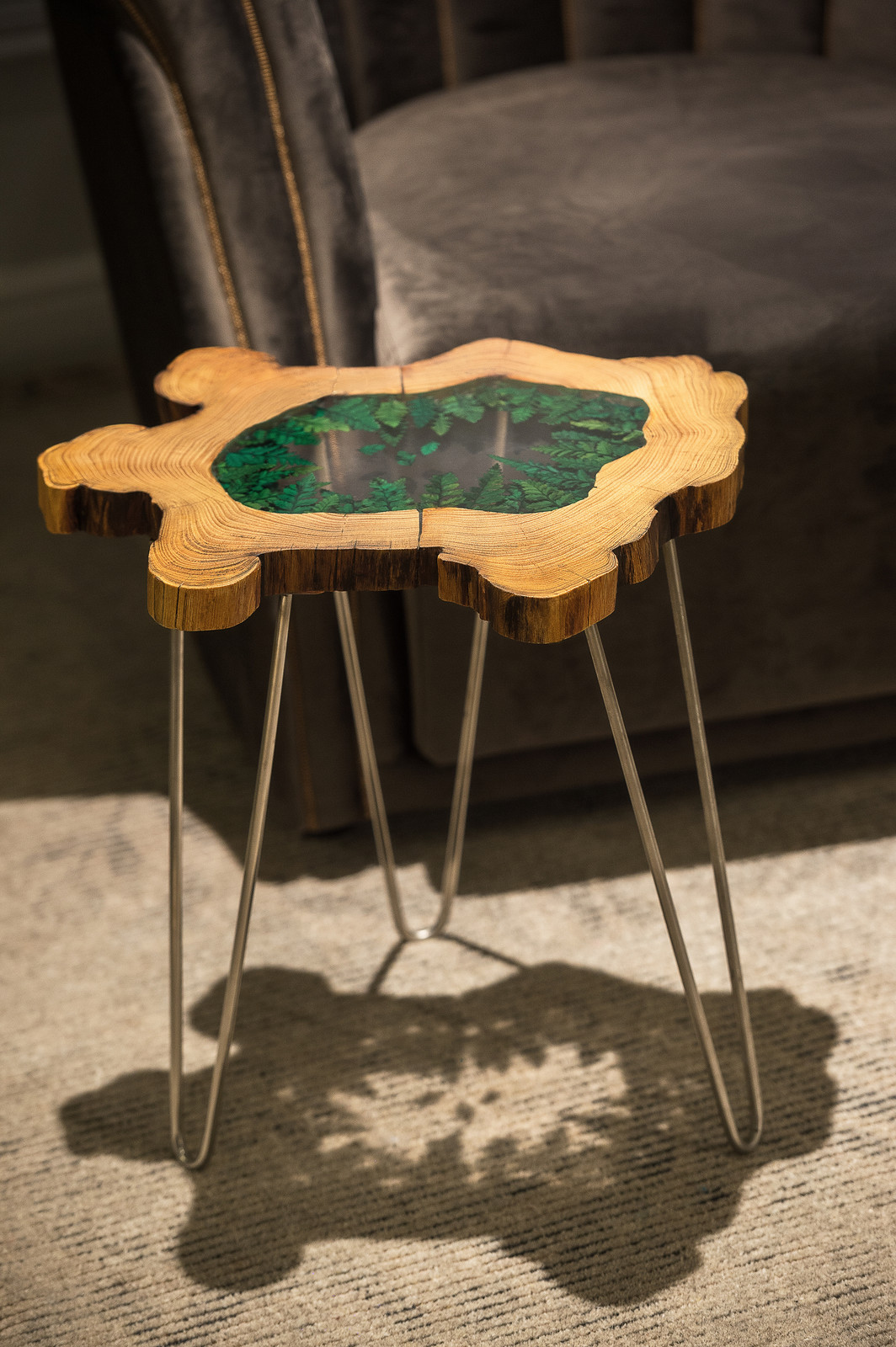 Обложка проекта: Стол