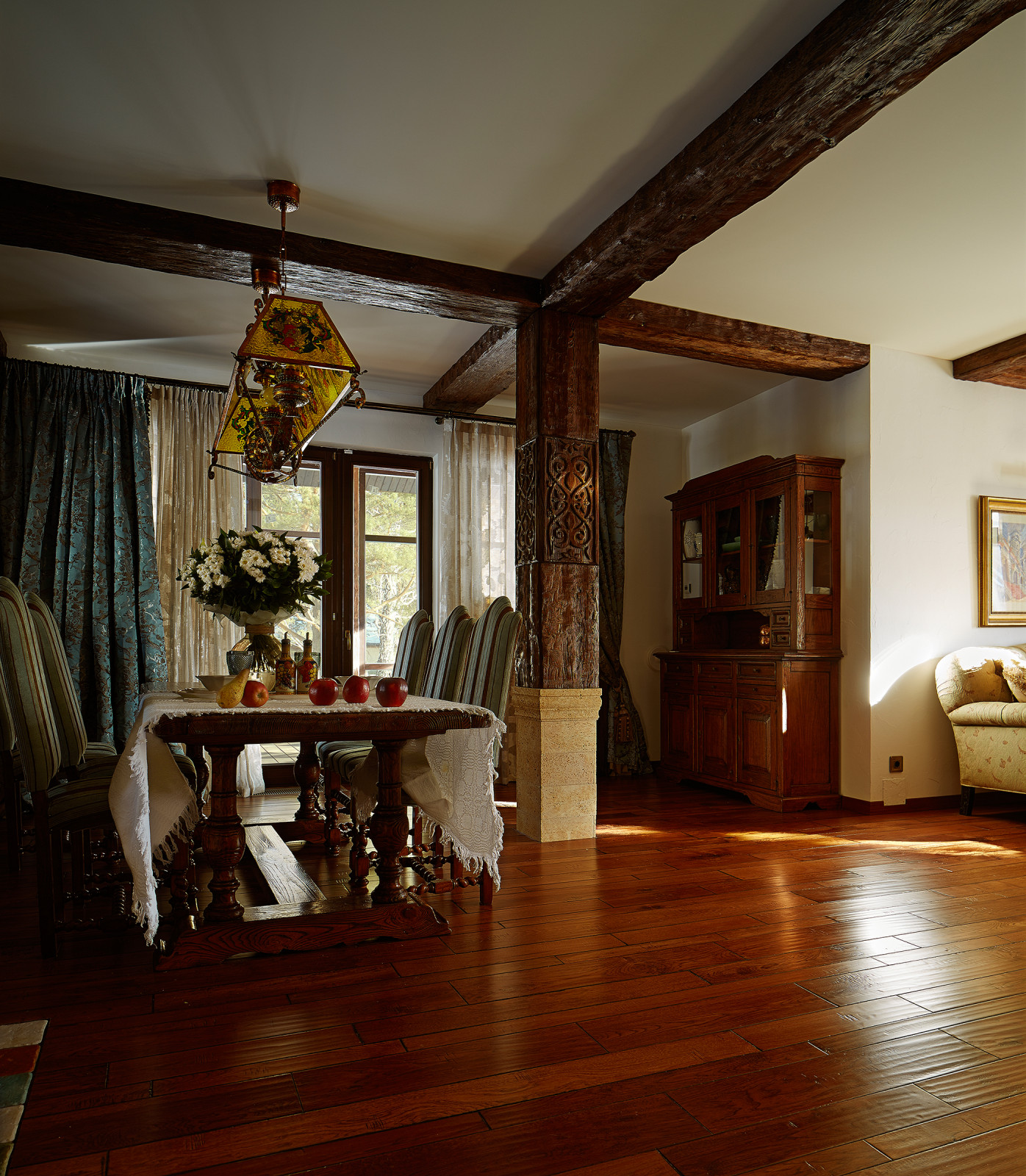 Дом в сосновом бору | Country house in a pine forest