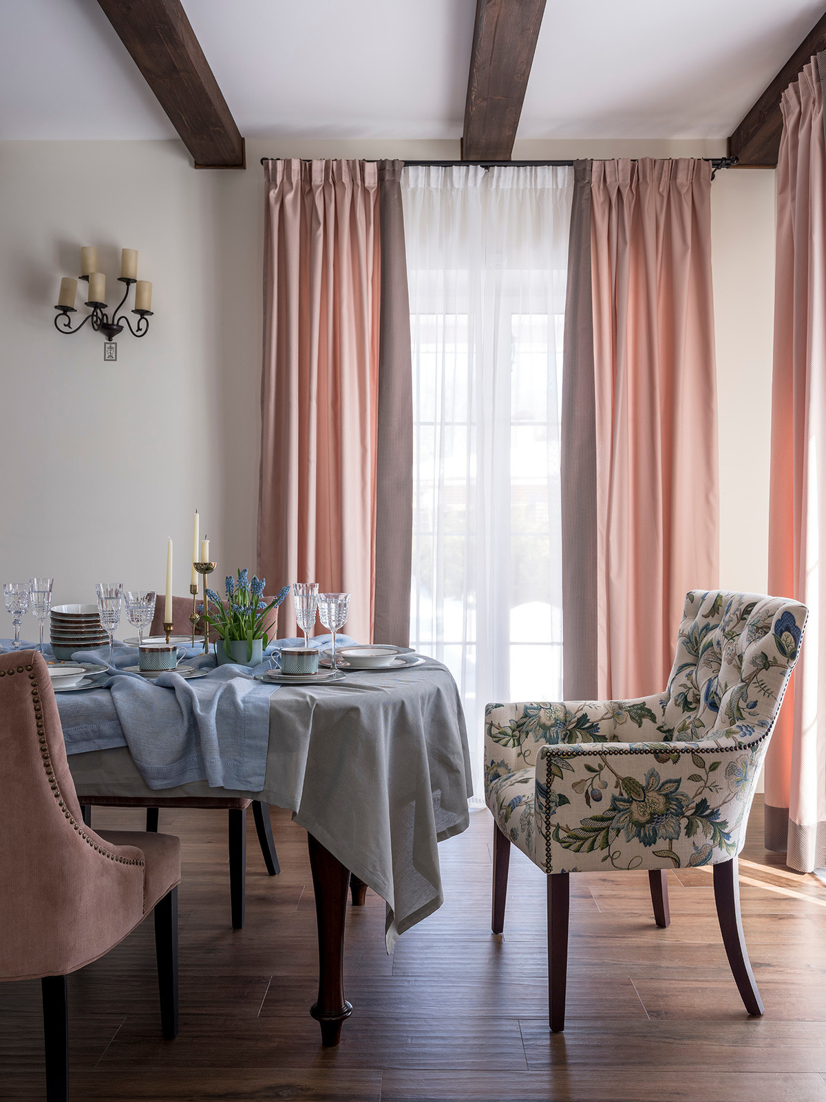 Загородный дом - 235 кв.м. Интерьерные фотографии. Дмитровское шоссе.