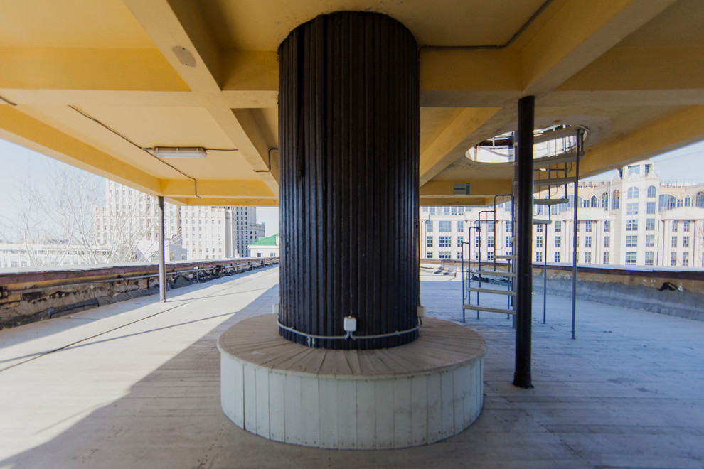 В гостях: Антон Носик и его квартира-ячейка в доме Наркомфина