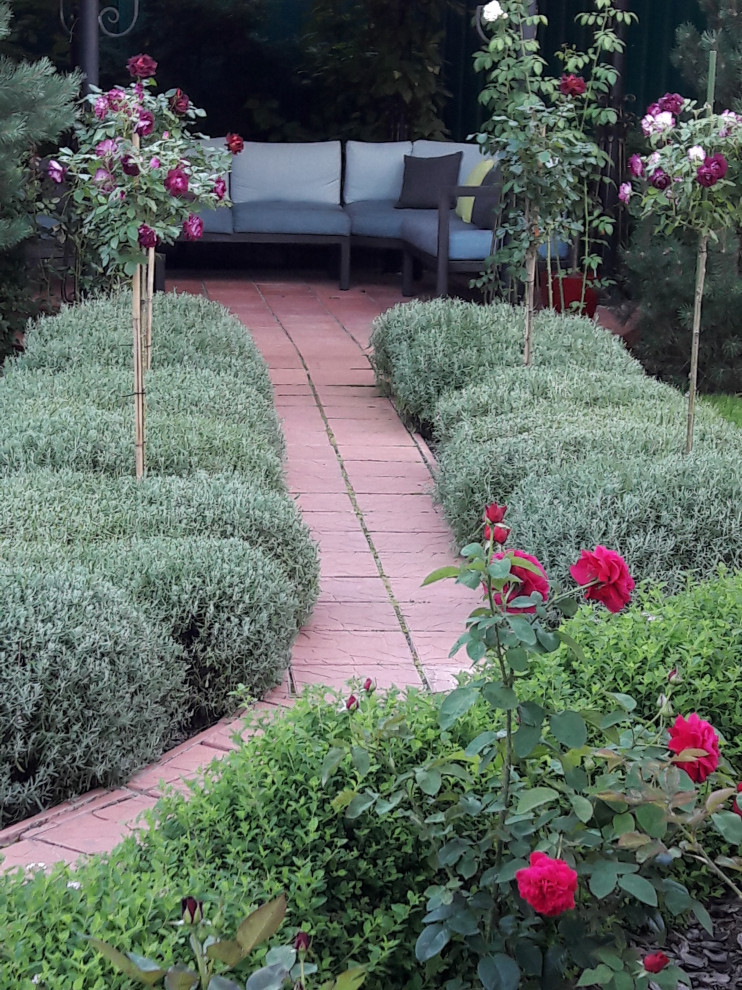 Французский садик в поселке Рыбаки Дмитровское шоссе