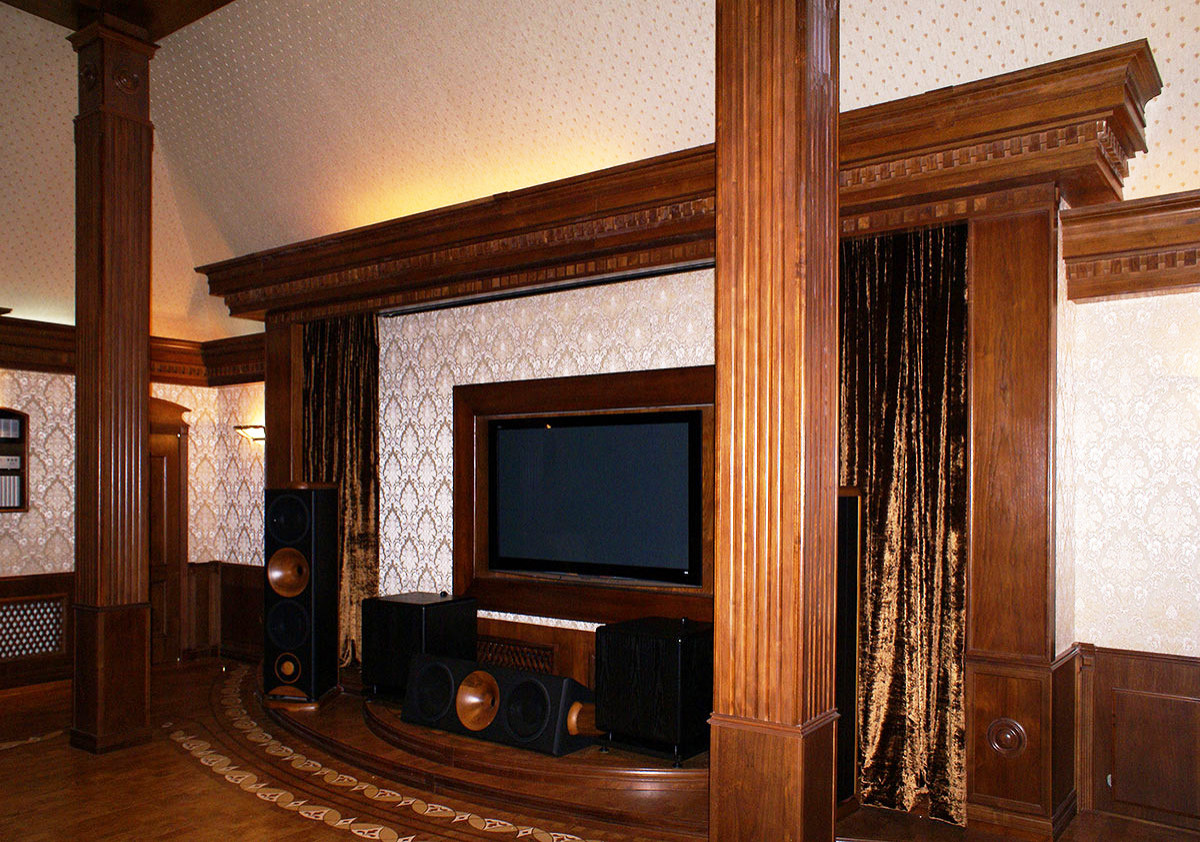 Домашний кинотеатр на мансарде