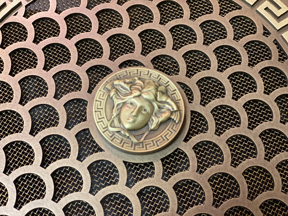 Декоративные решетки Versace