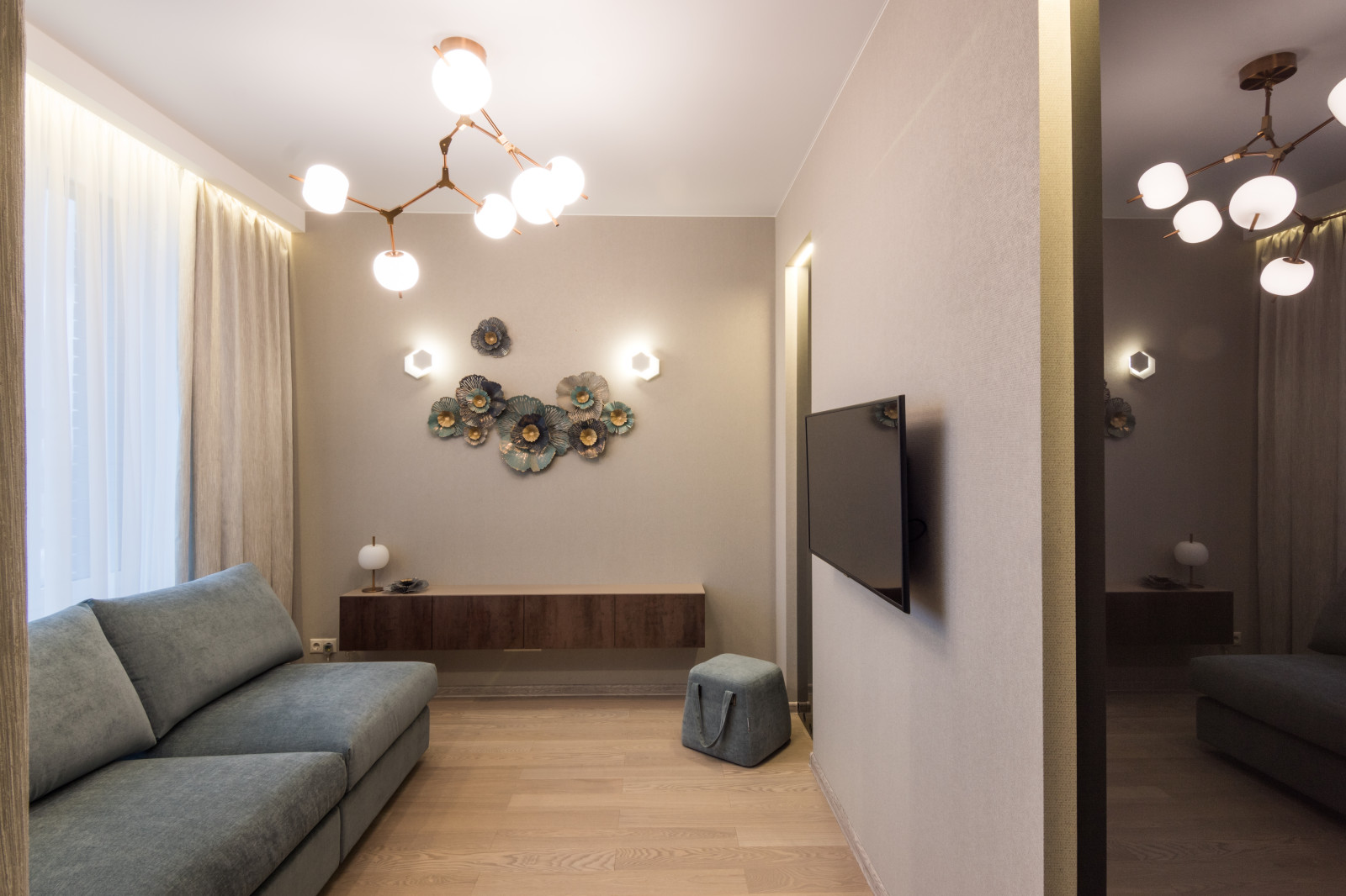 Обложка проекта: Пионы