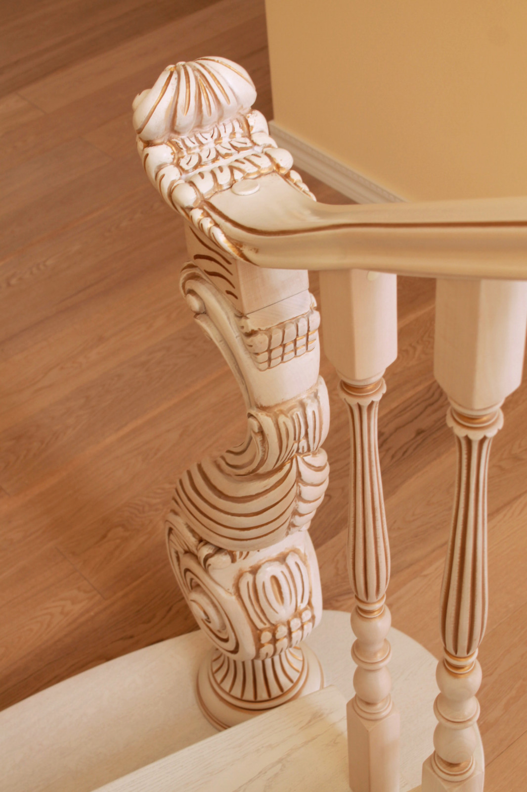 Лестница с прямыми маршами и поворотной площадкой