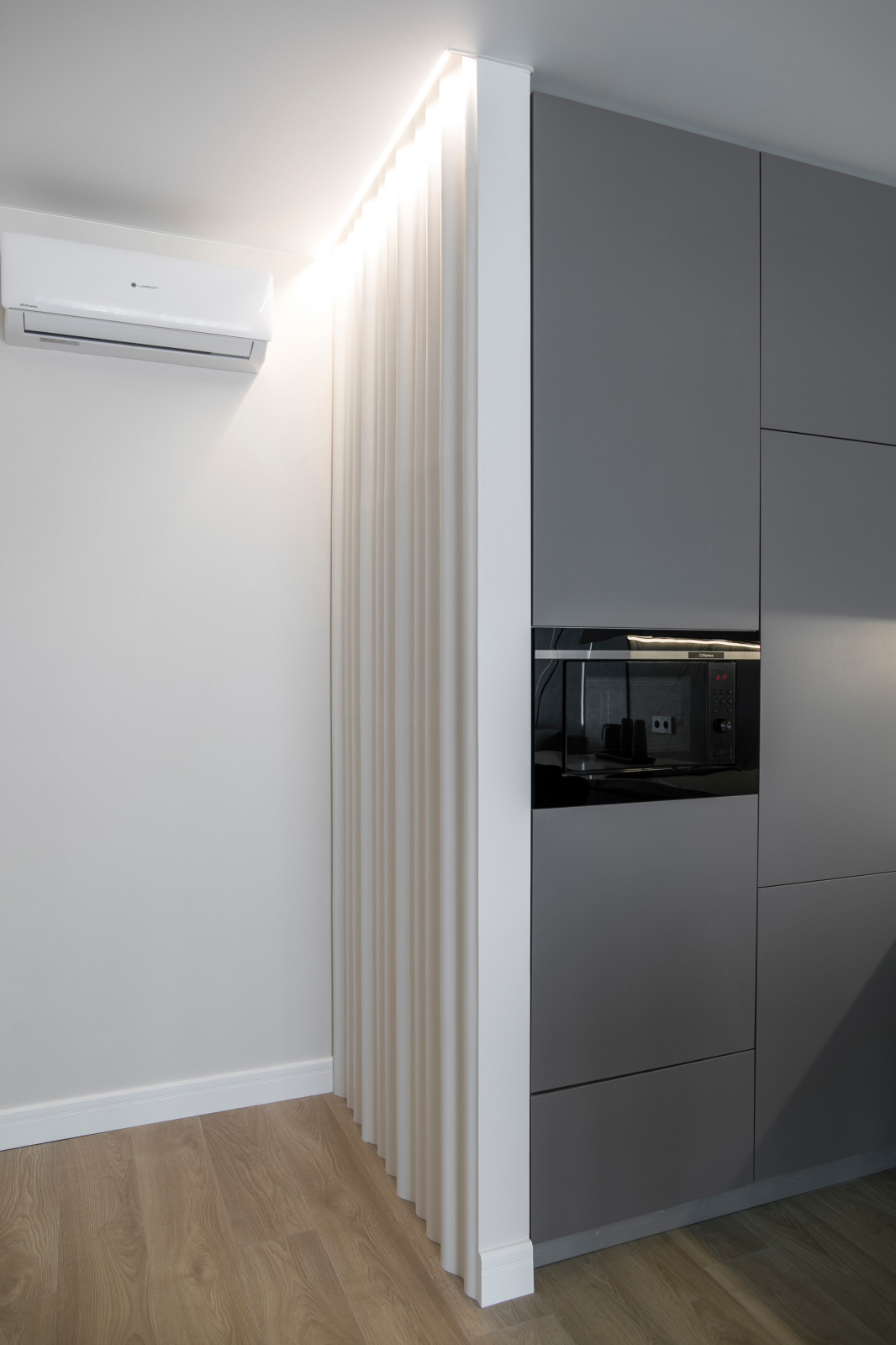 Однокомнатная квартира для молодой девушки. Ижевск, ЖК "Облака", 44 кв.м.