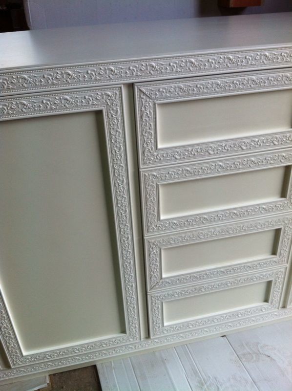 Neoclassic furniture