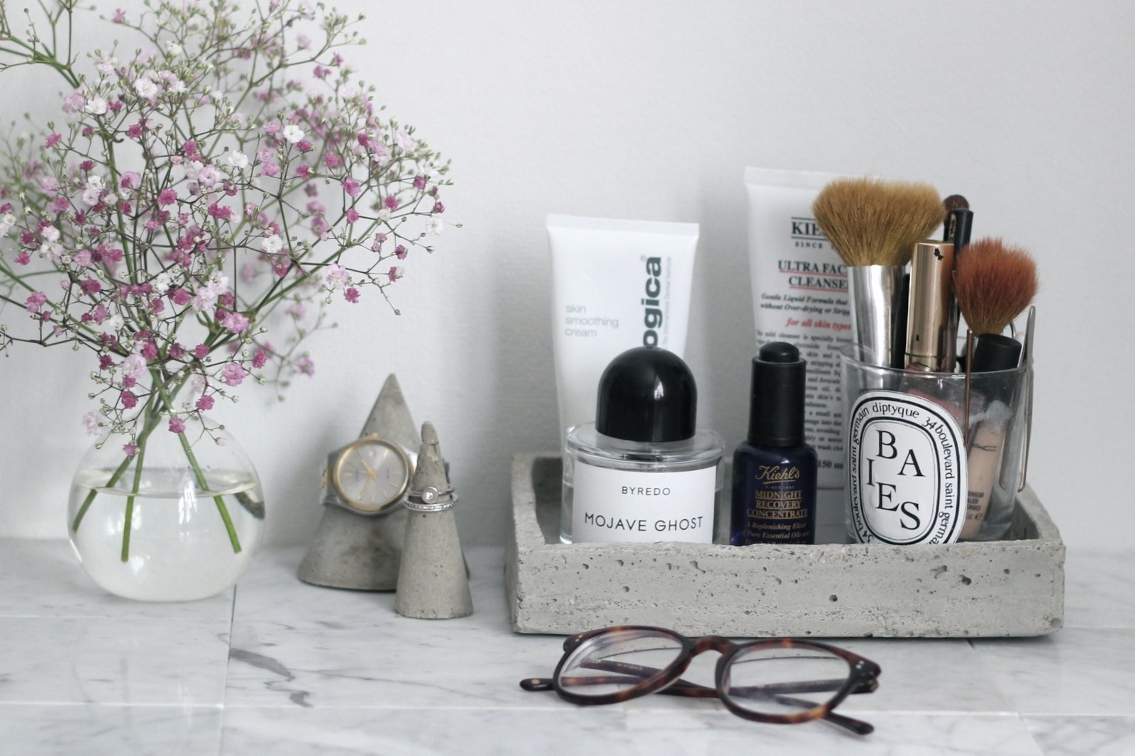 Своими руками: Как сделать из бетона органайзеры для косметики