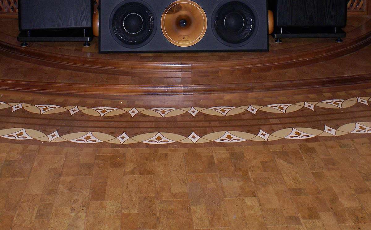 Домашний кинотеатр на мансарде