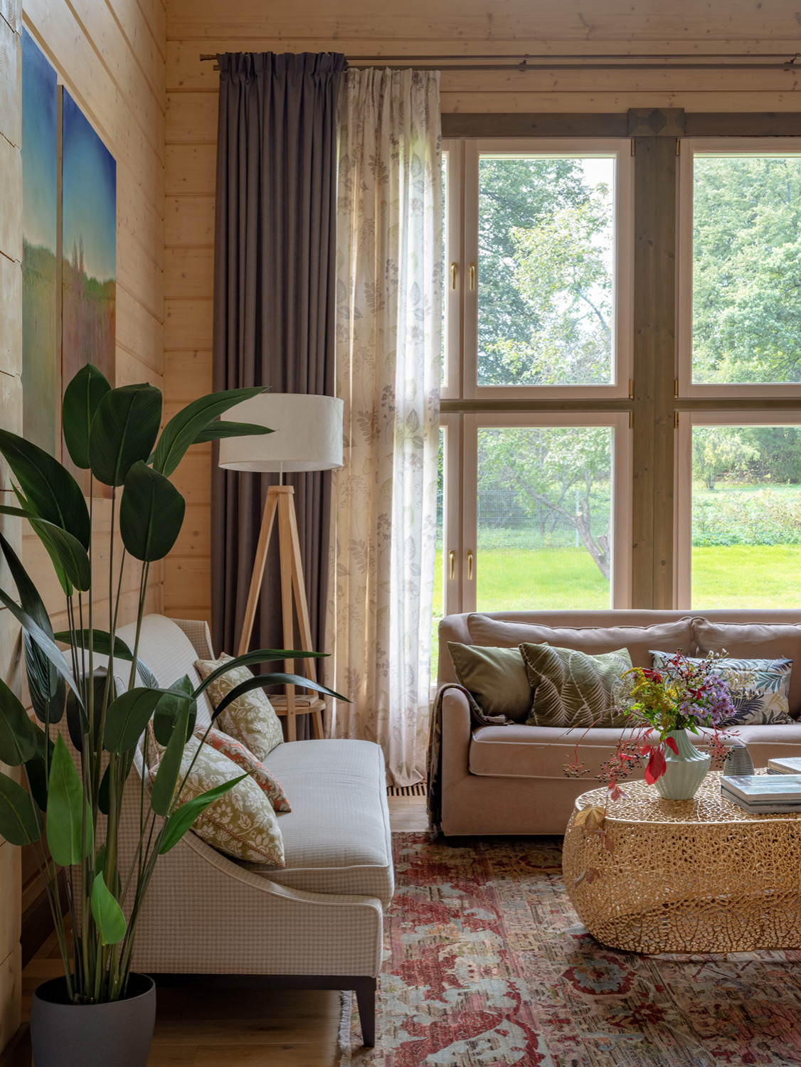 Houzz тур: Дом для большой семьи в духе русской усадьбы