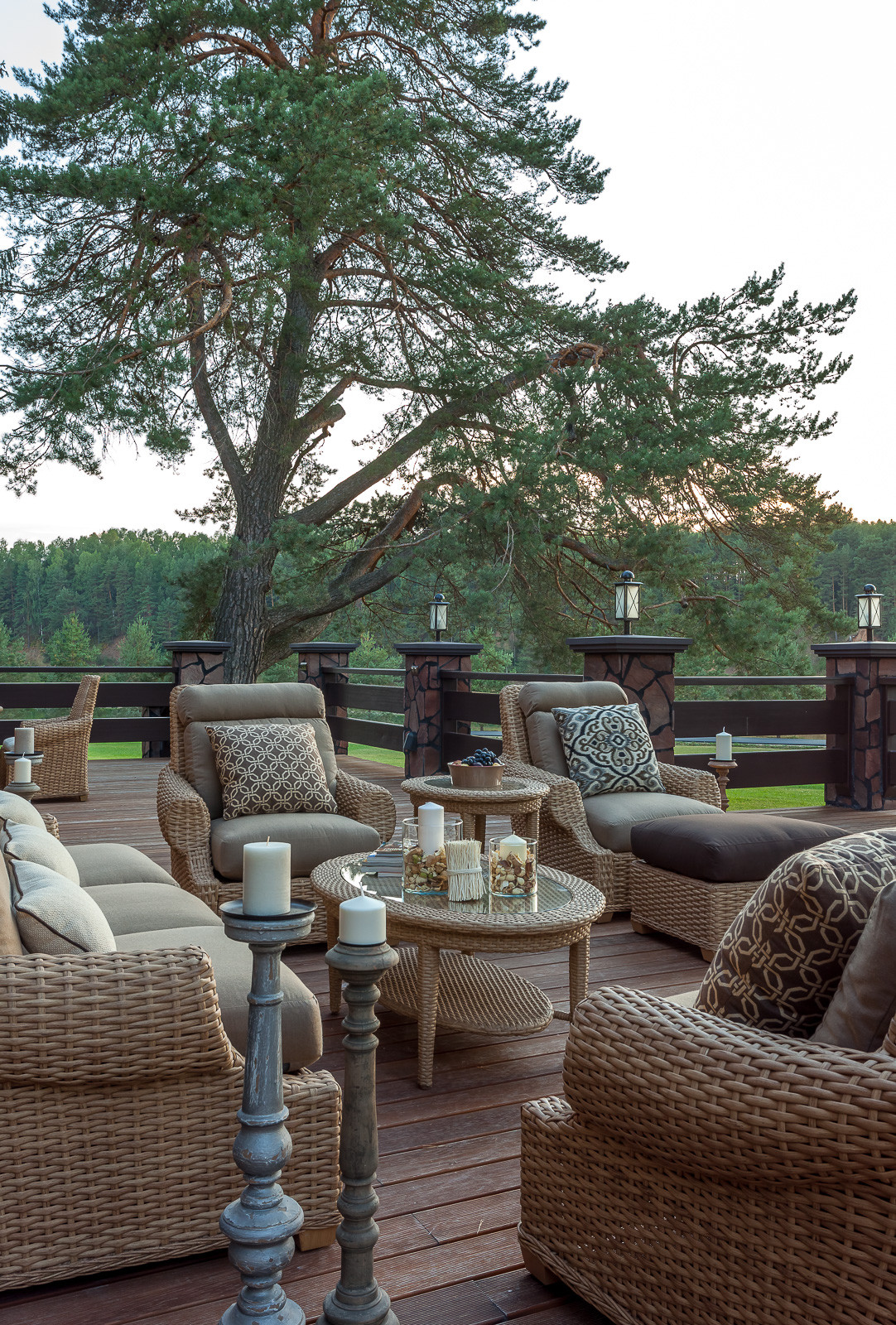 Деревянный дом в классическом стиле