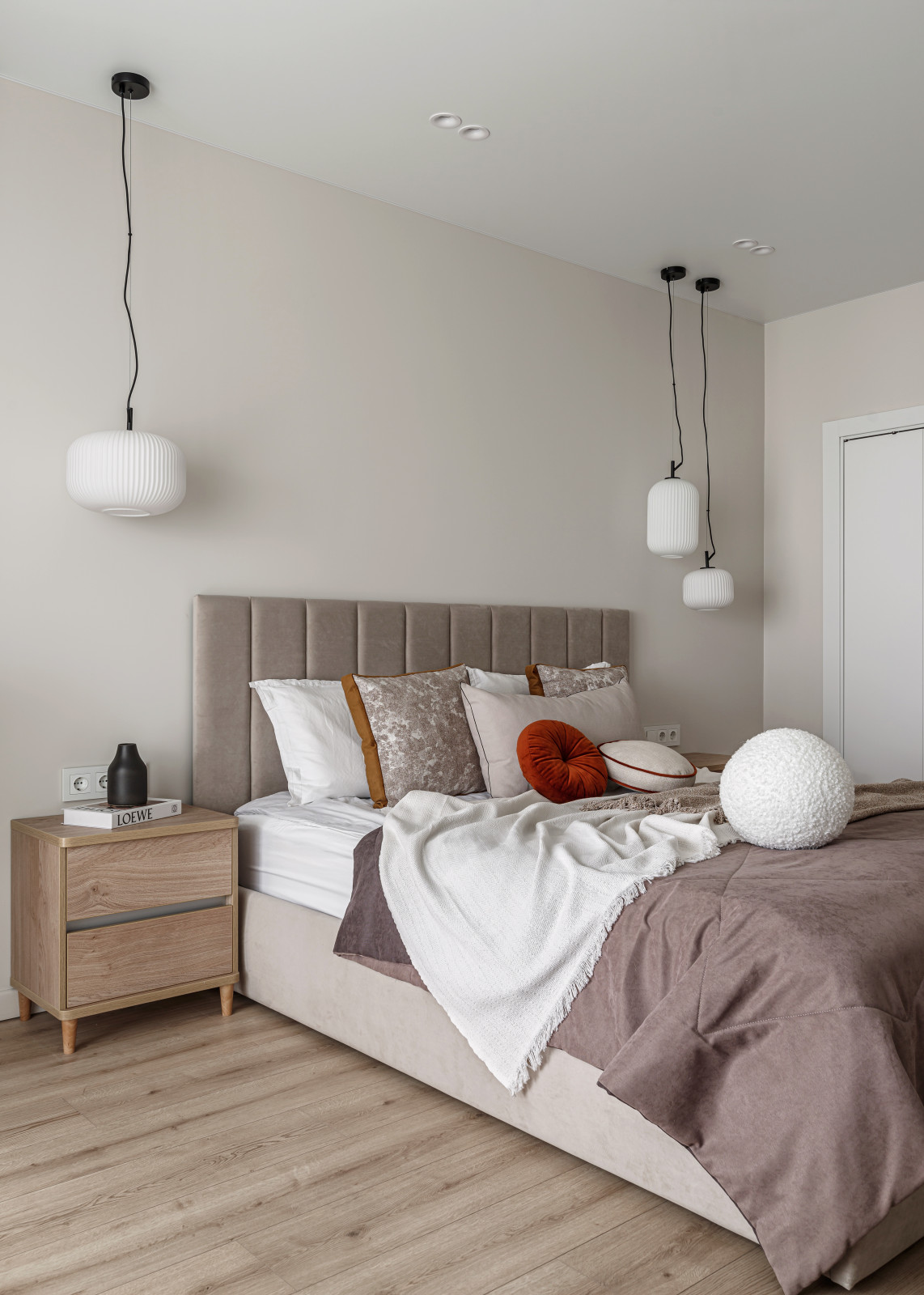 Спальня реализованного интерьера квартиры 100 кв.м.