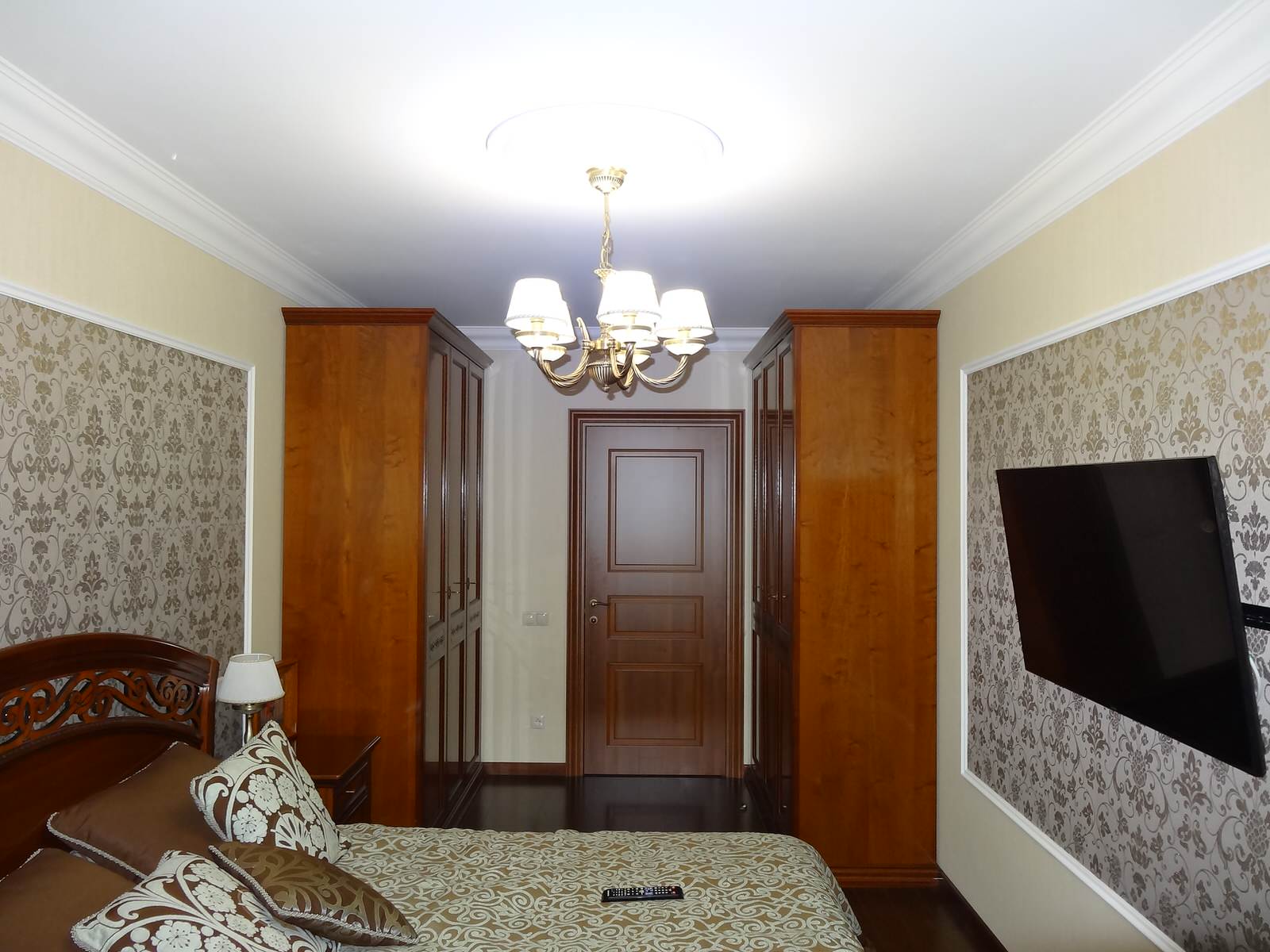 Квартира в классическом стиле. Спальня.