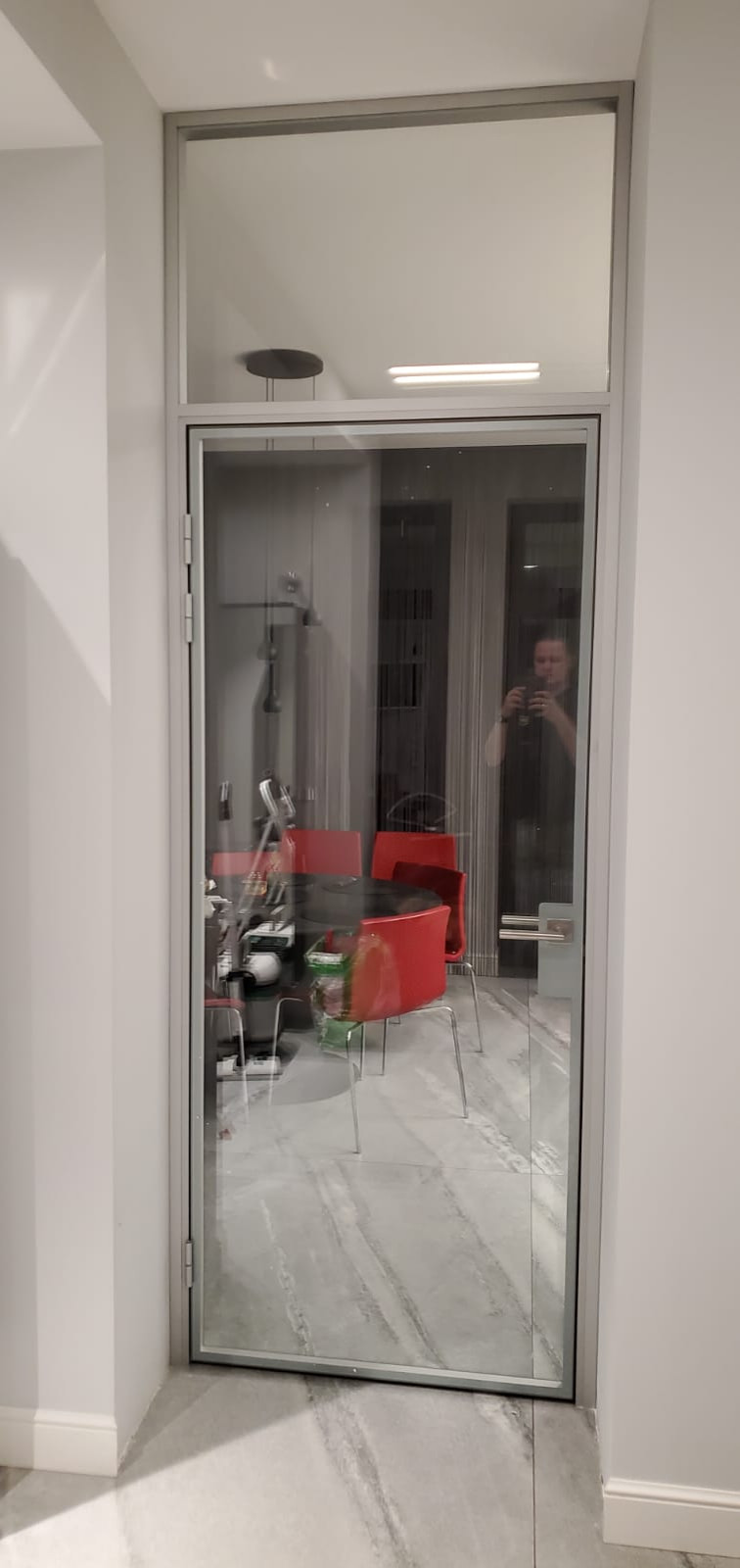 Дверь с фрамугой