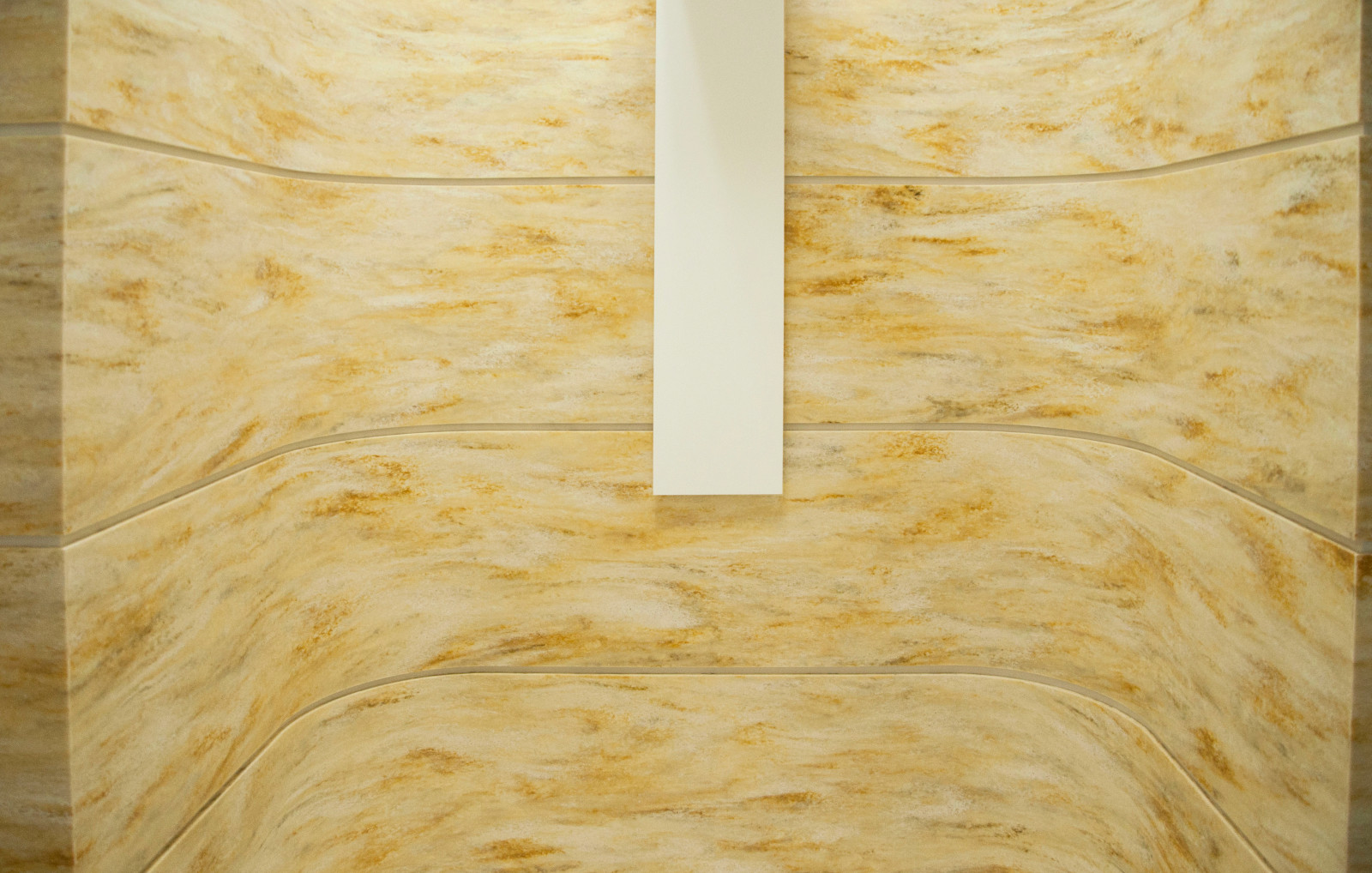 Душевая кабина из искусственного камня Corian