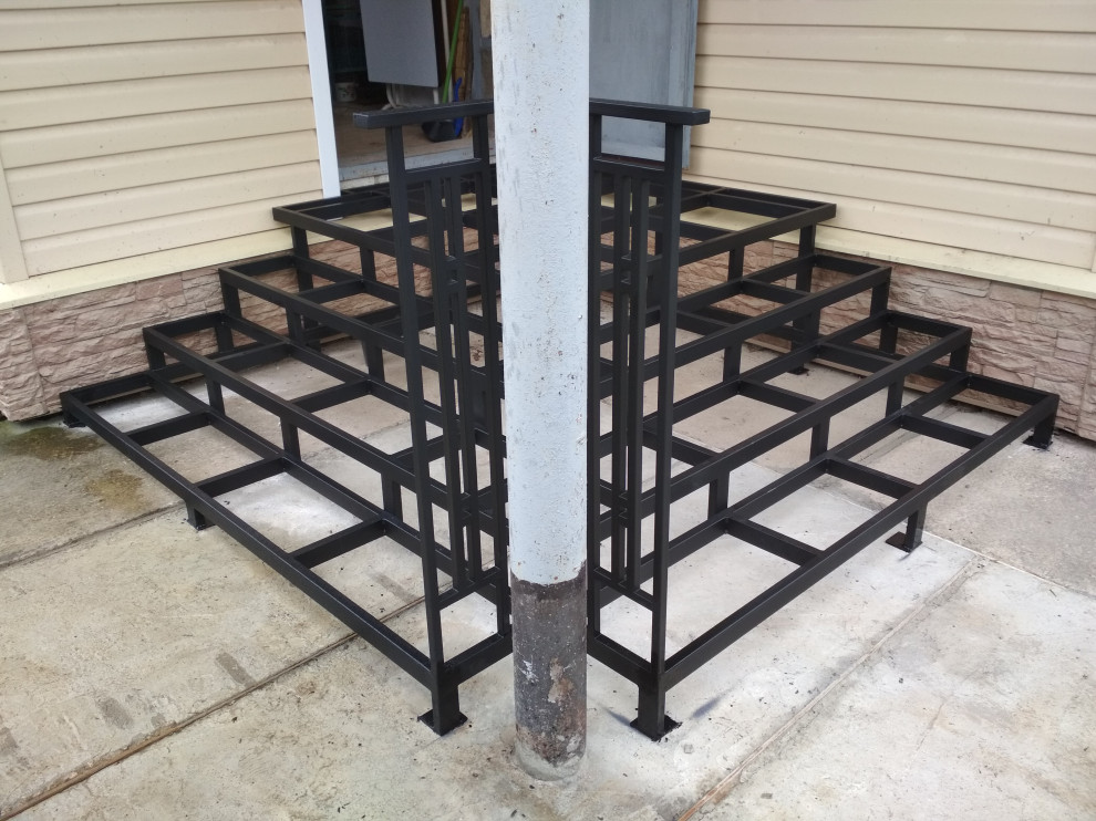 Обложка проекта: Лестница на дачу