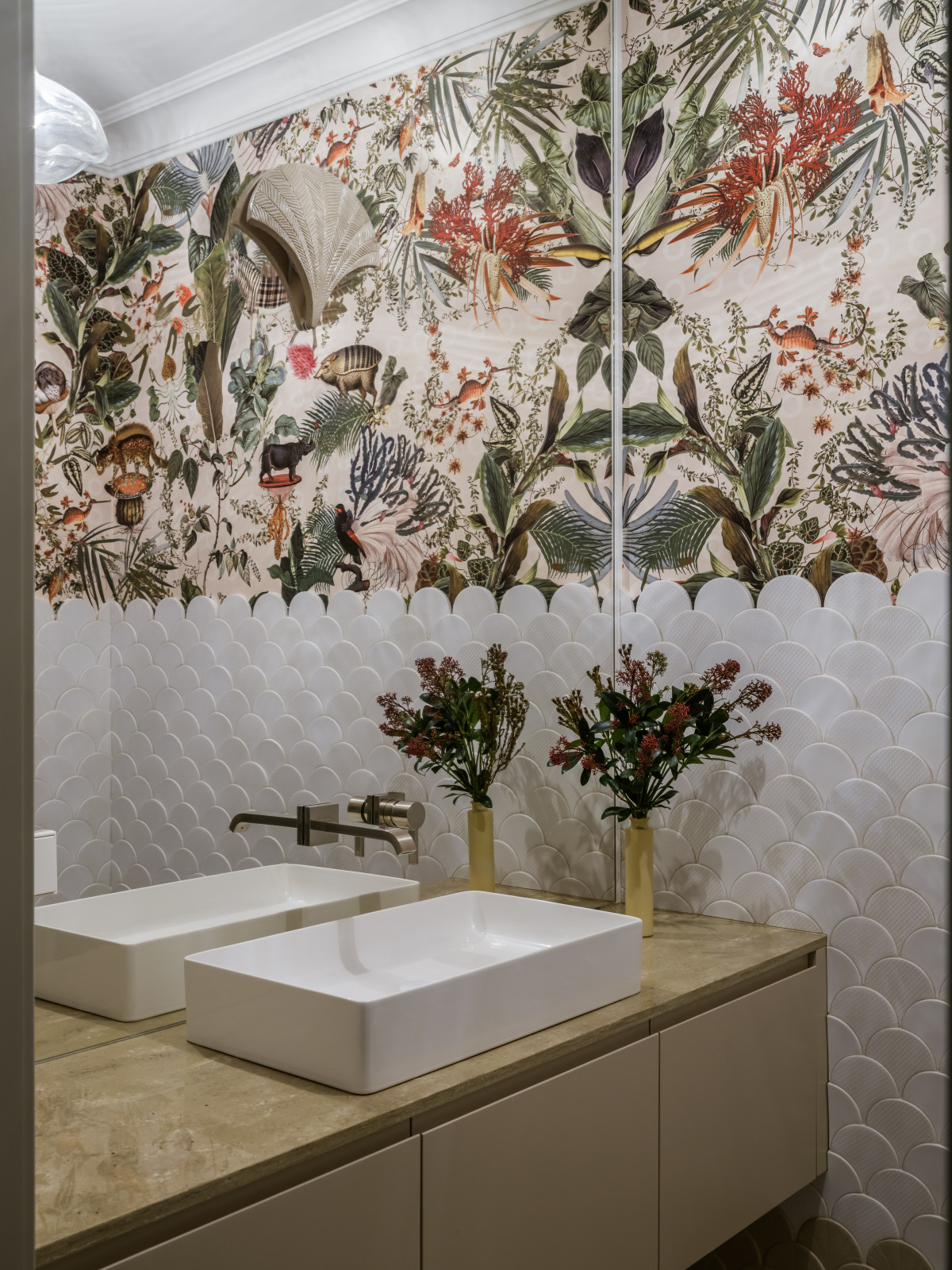 Дом с зелёной гостиной