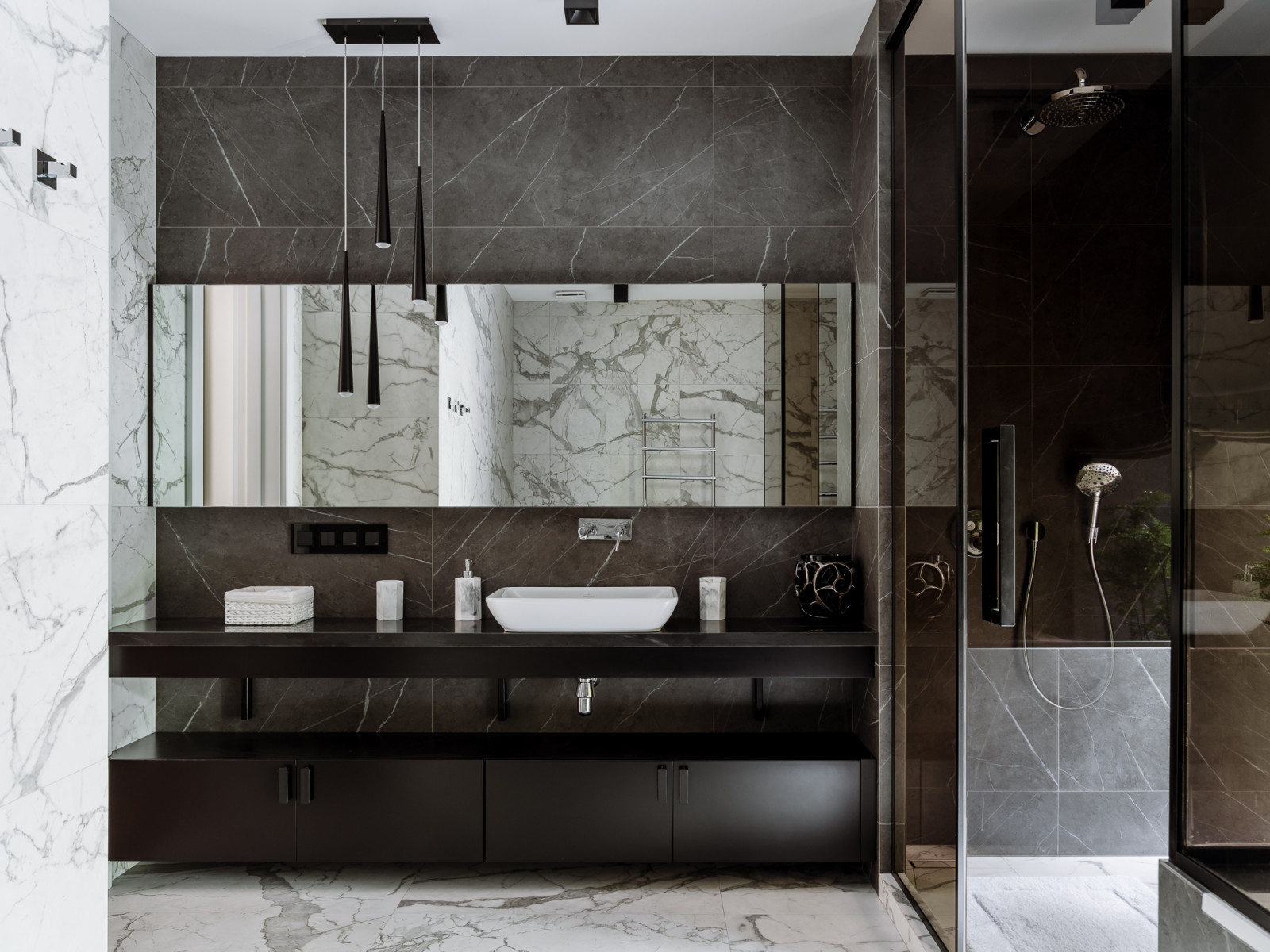 Гардеробные, камин, двери и премиум мебель / ГОРКИ-8