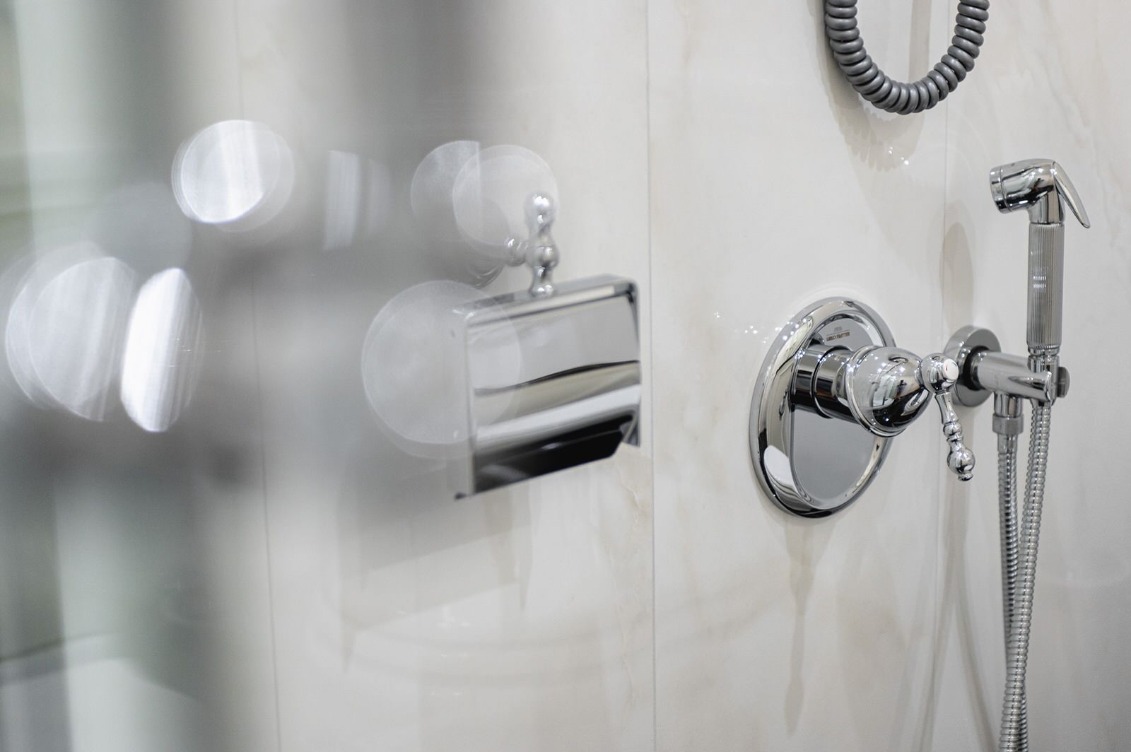 ЖК ЗАЗЕРКАЛЬЕ 408