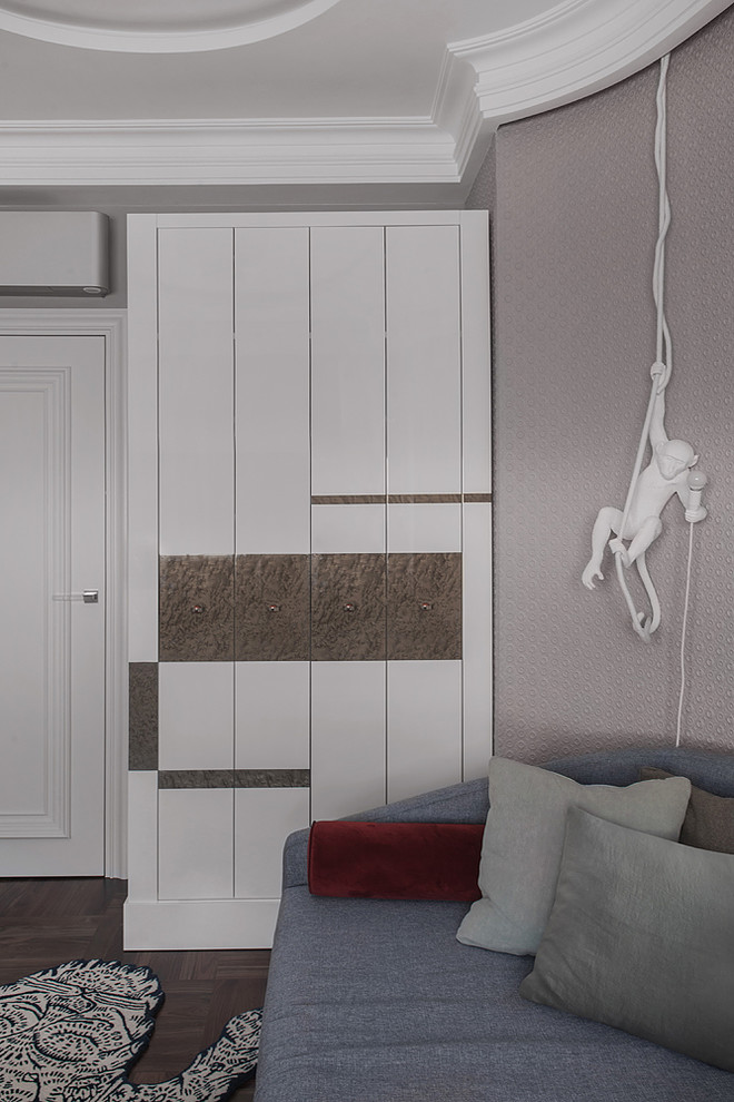 Квартира в Москве "Небо , самолёт , девушка"