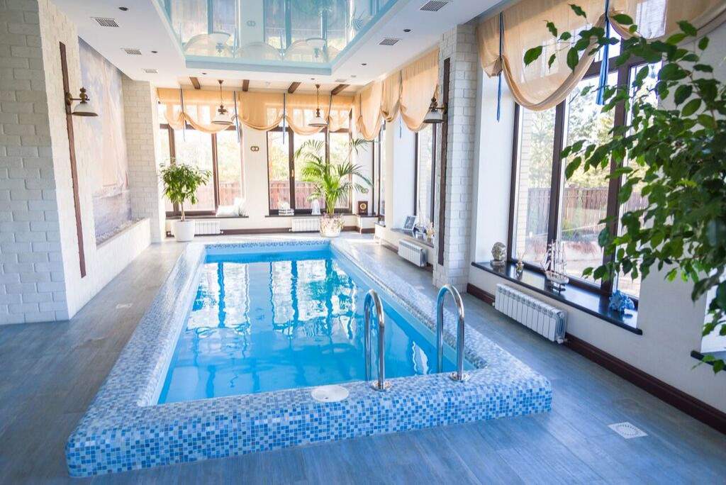 Интерьер дома в классическом стиле (500 кв м)