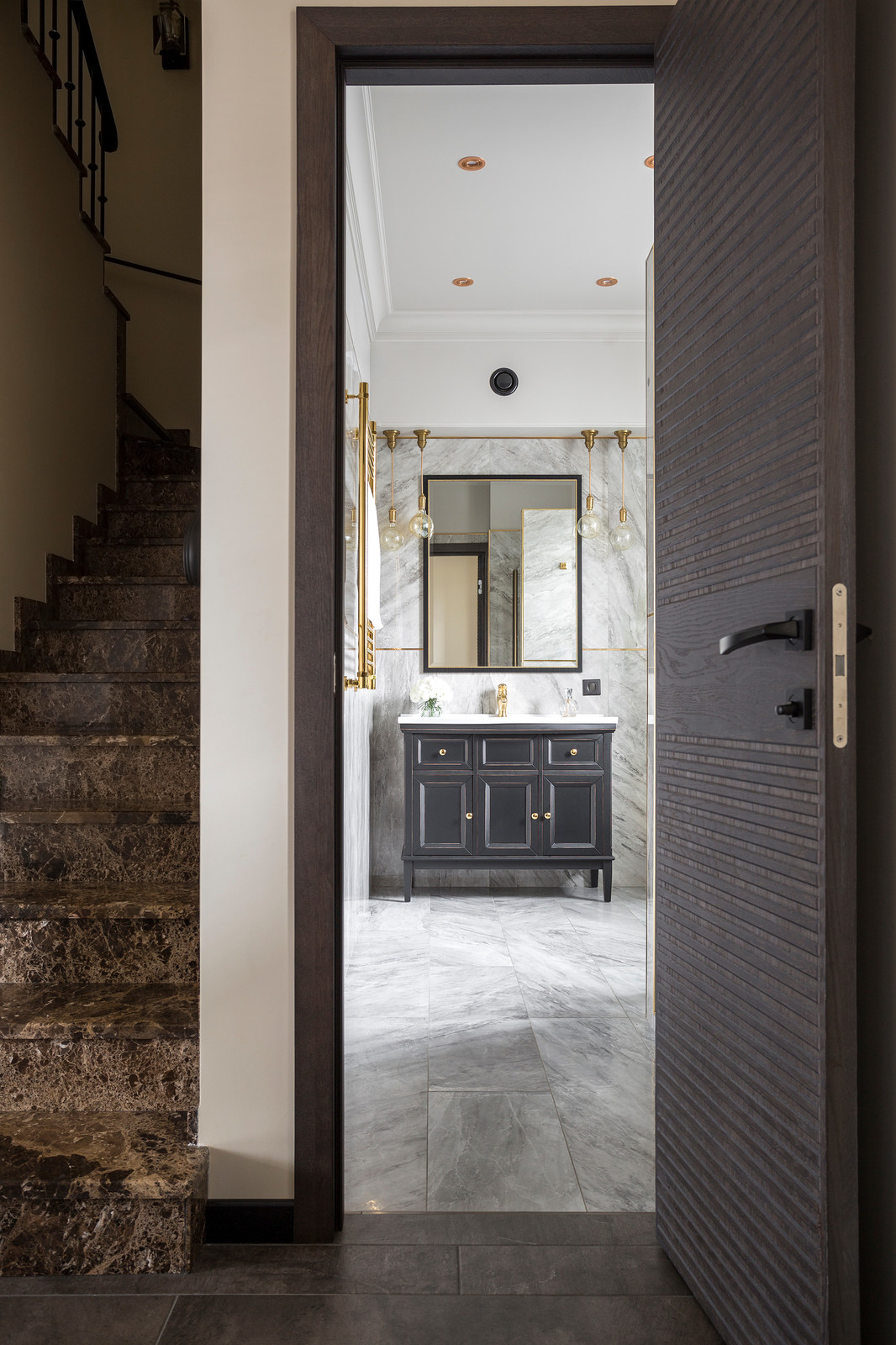 Таунхаус лофт с элементами классики