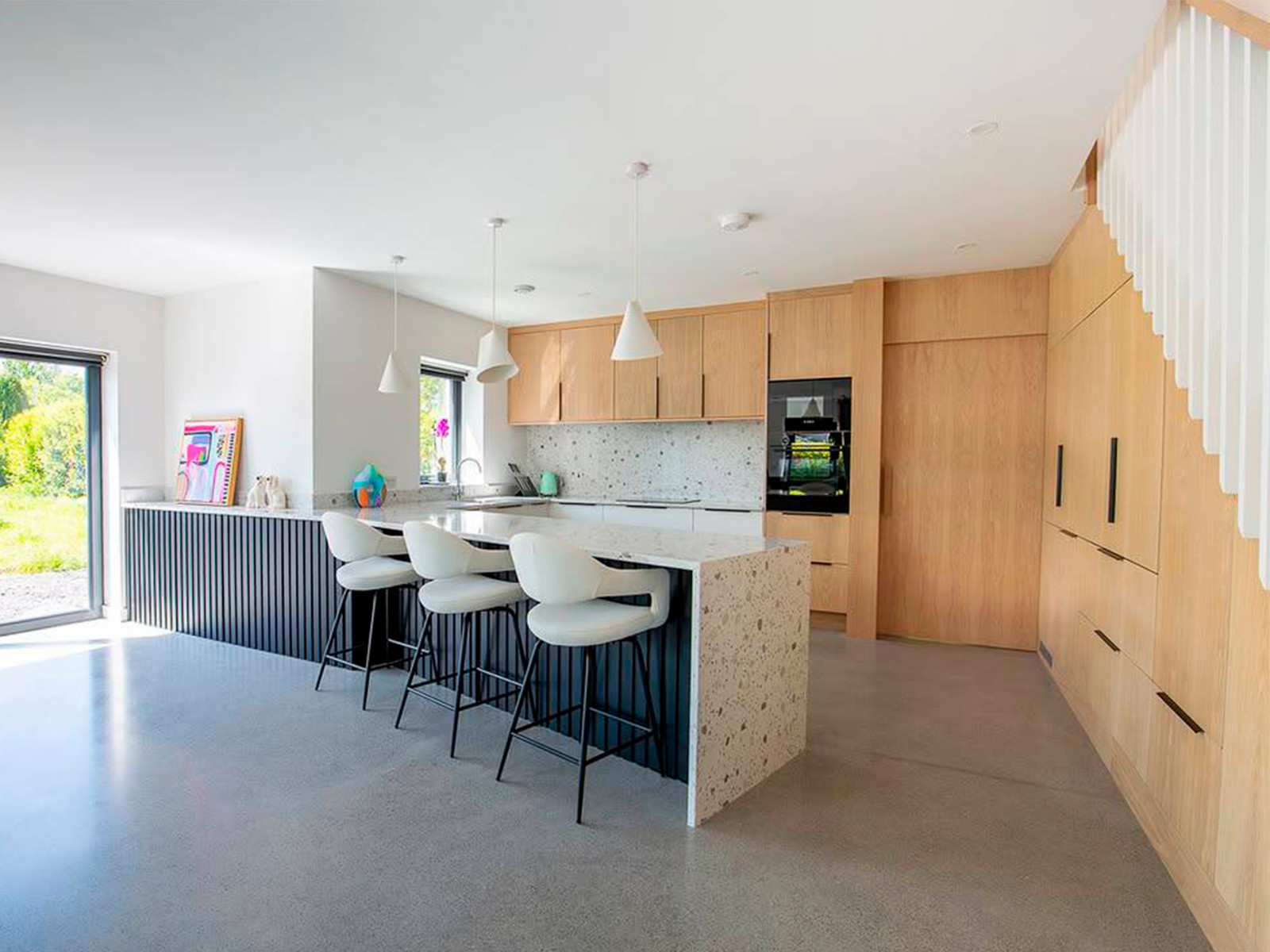 Полудрагоценный терраццо Venezian Infinto от Quantra Quartz