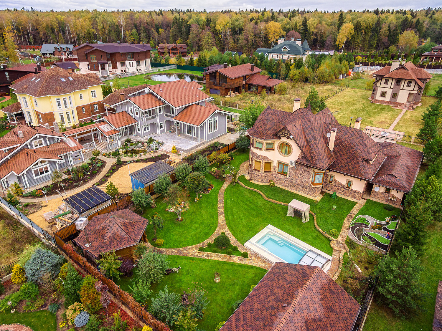 Аэросъёмка загородного дома