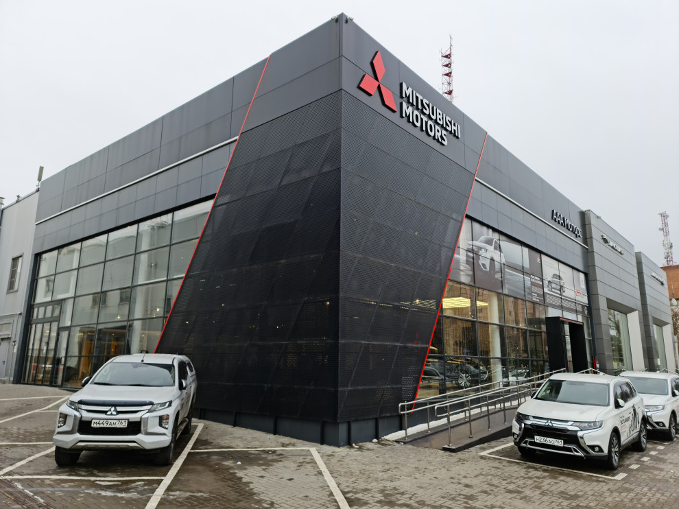 ААА МОТОРС - официальный дилер Land Rover в Ростове-на-Дону