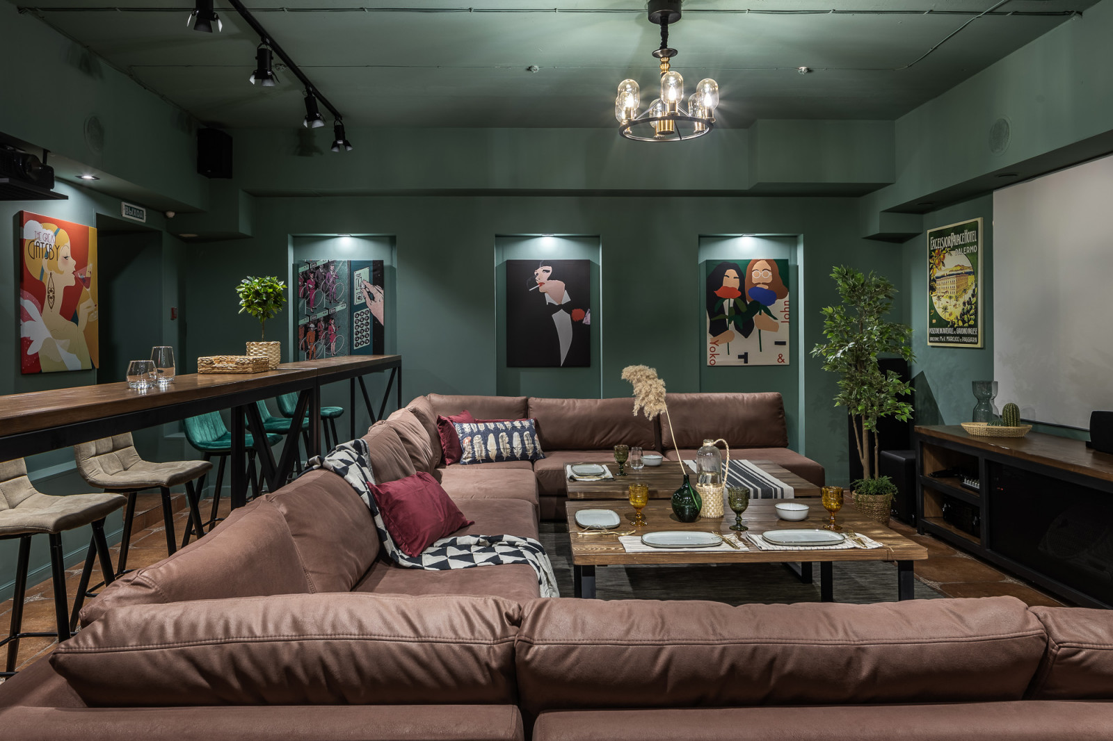 Закрытое кино-караоке CELENTANO