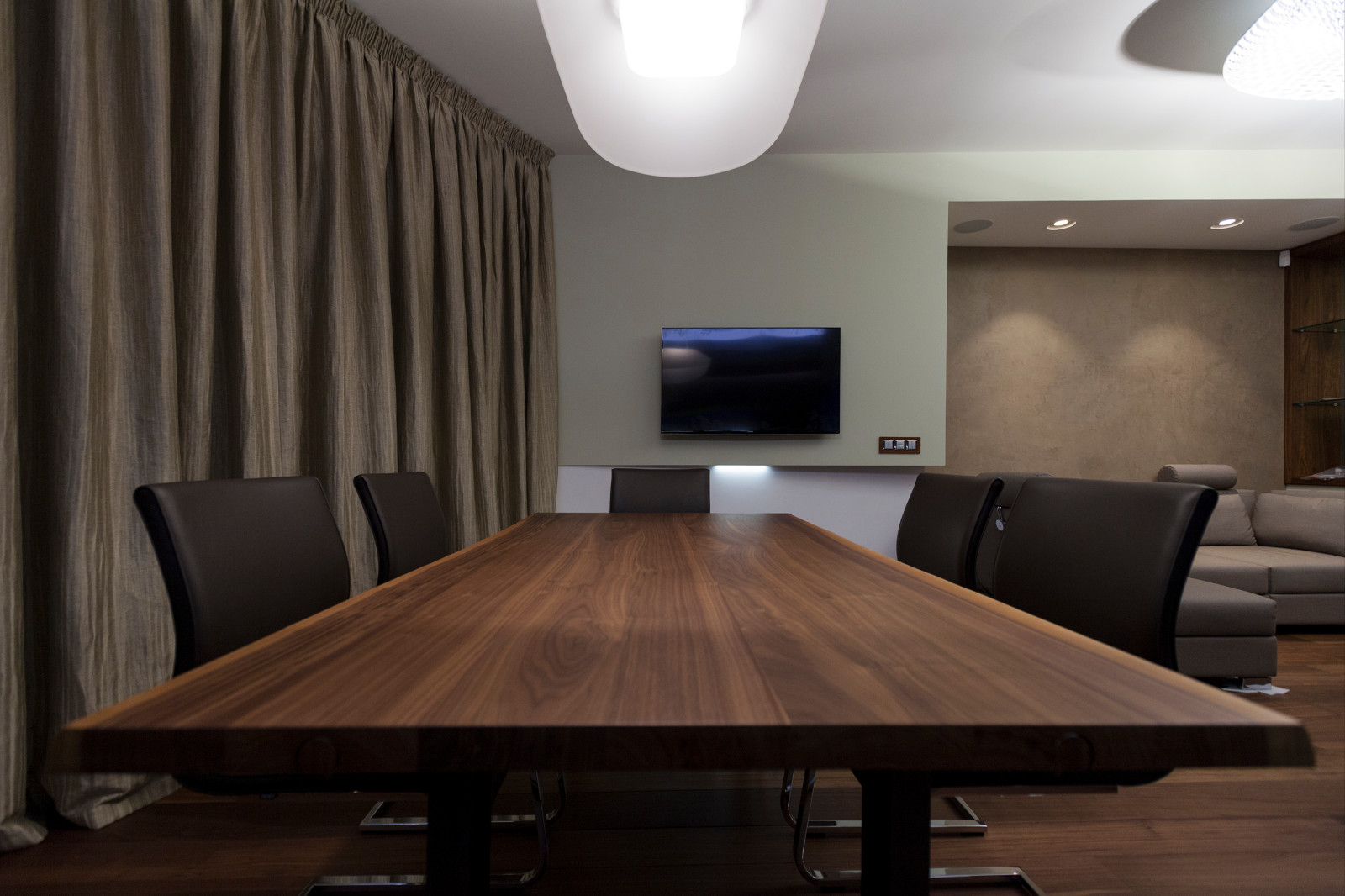 Квартира в Москве "Шалфей и тик"