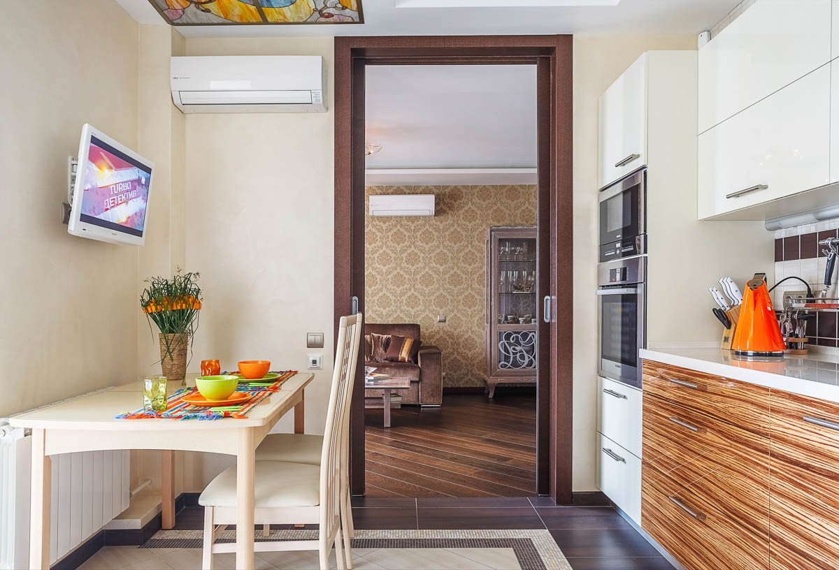 Уютная квартира в теплых тонах