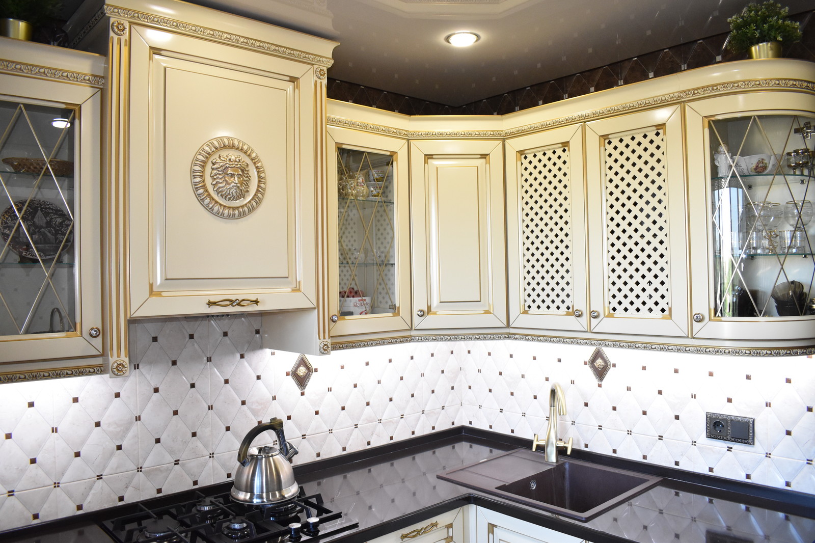 Кухня из массива бука, модель ЭКО