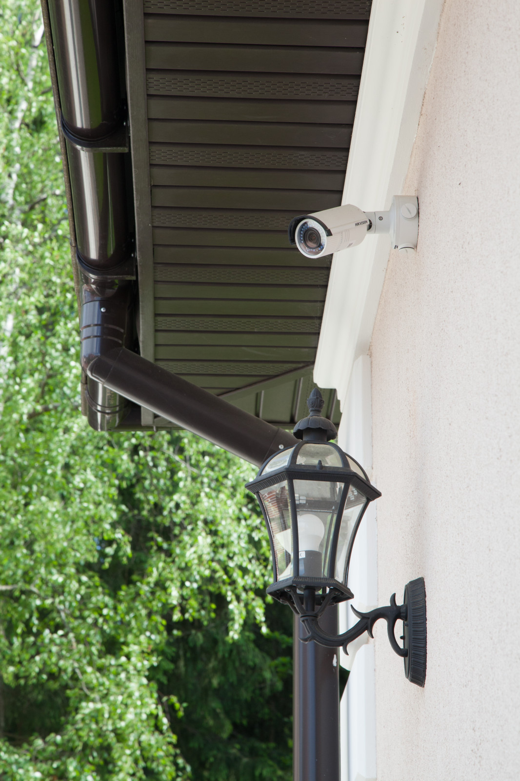 Уличное видеонаблюдение и IP домофон