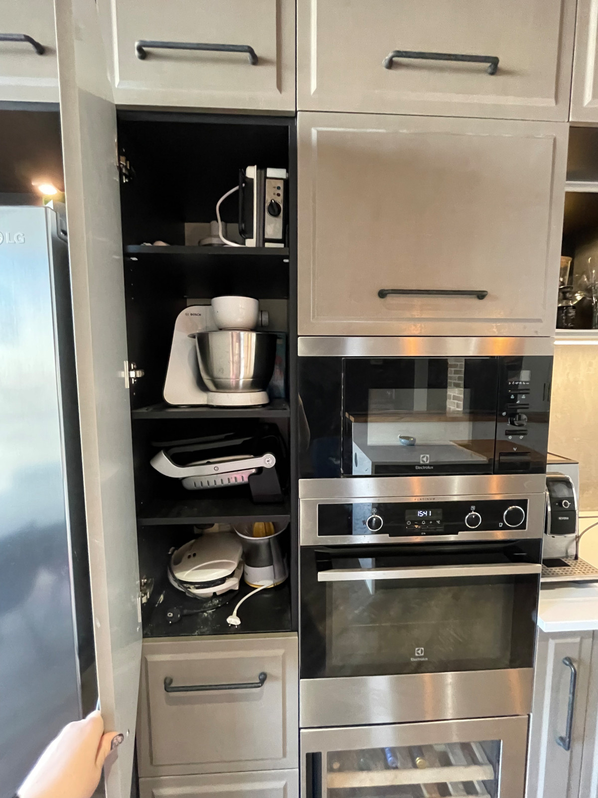 Кухня с барной стойкой в стиле Лофт