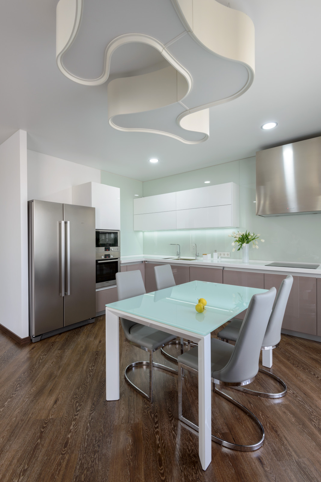 apartment with aquarium