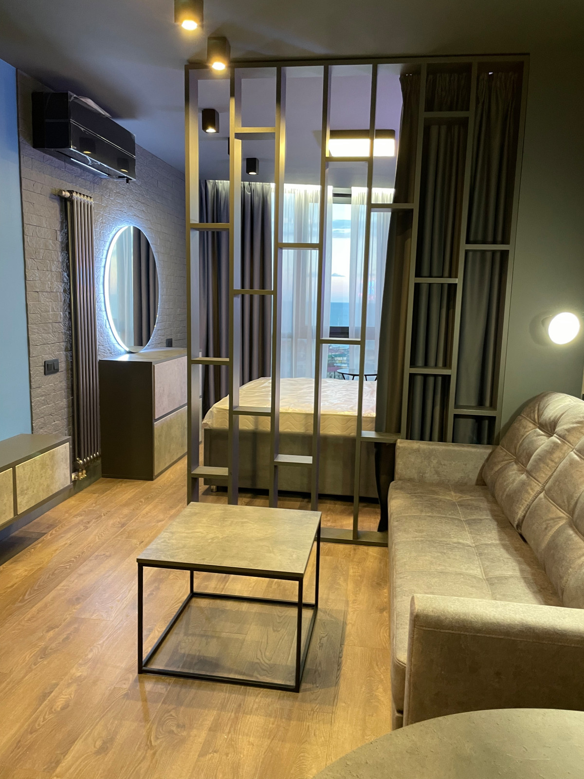 THE SMALL LOFT INTERIOR