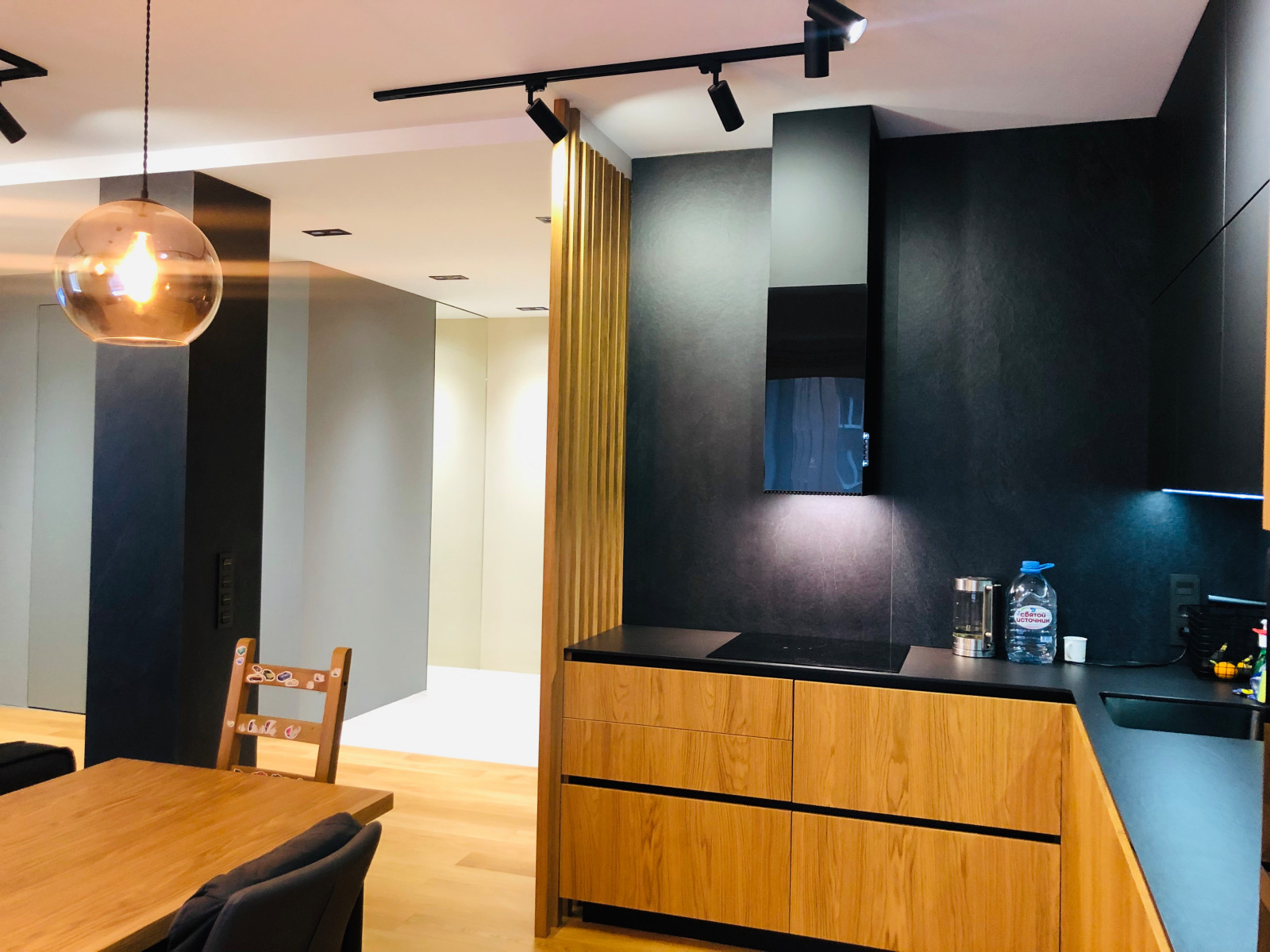 дизайн - проект квартиры 84 м2 с гостиной 42 м2