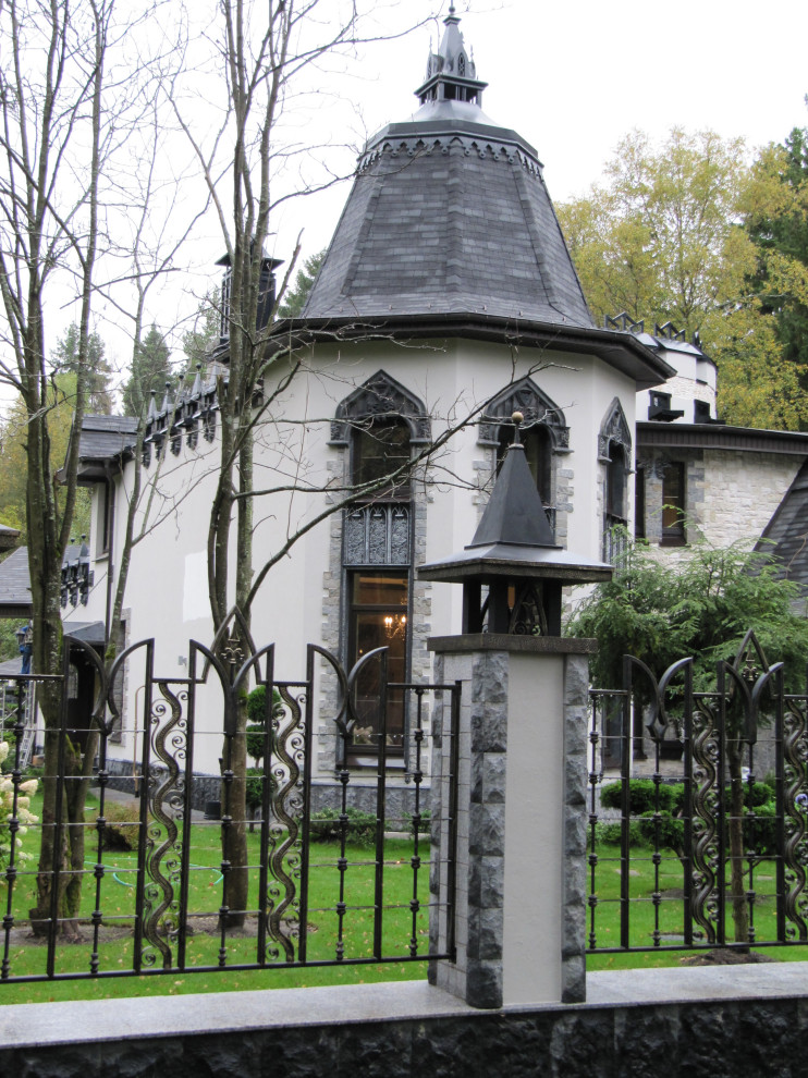 частный особняк  с. Троицкое