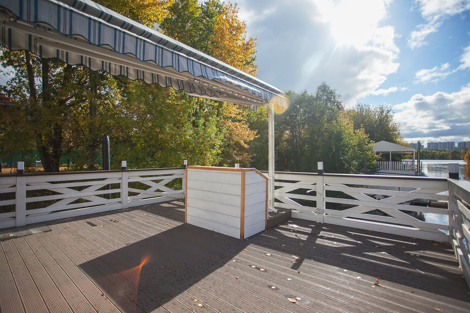 Дебаркадер дача