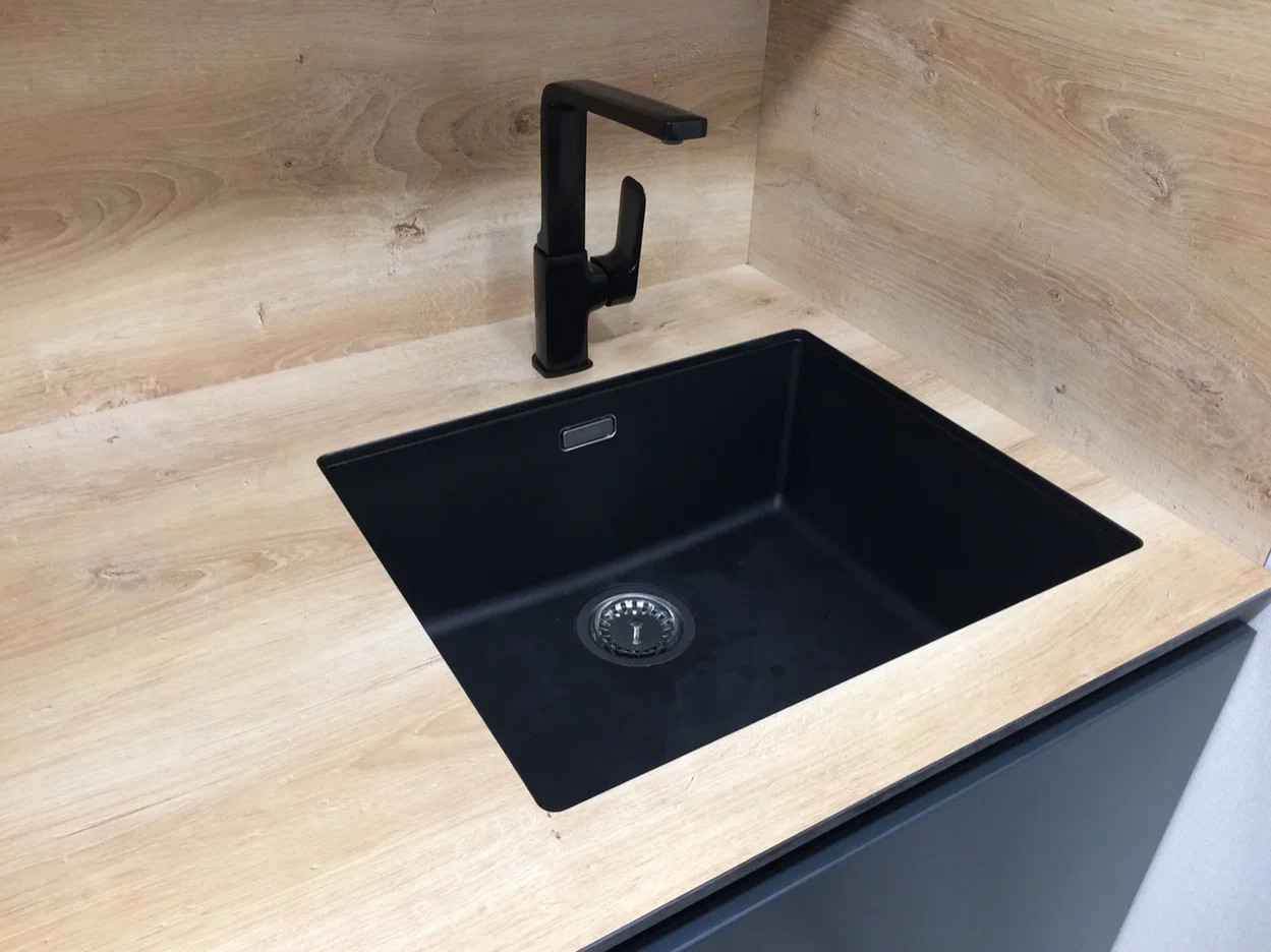 Столешницы из Компакт-Пластика