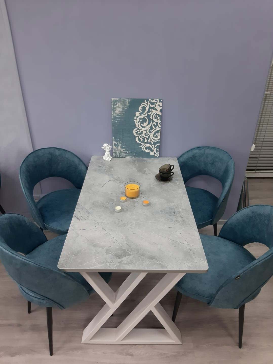 Обложка проекта: Обеденная группа - стол+ 4 стула