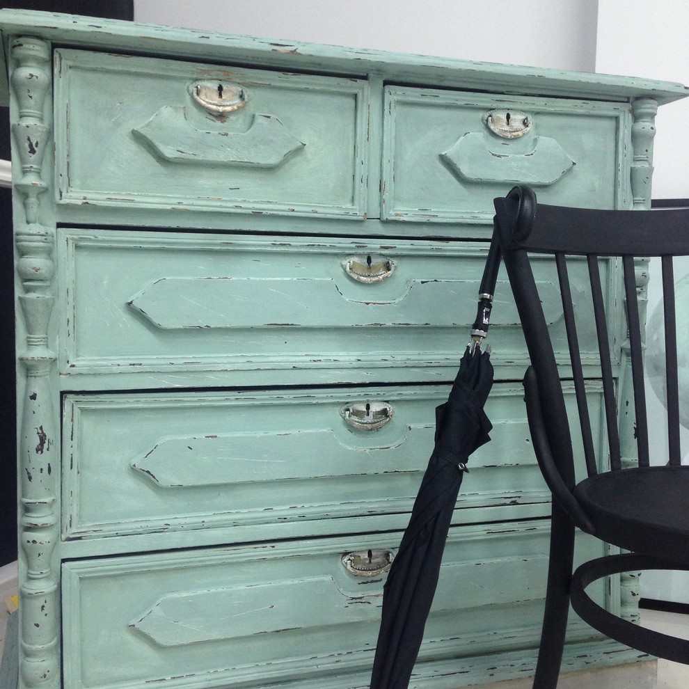 Как правильно: Отреставрировать старую мебель в домашних условиях