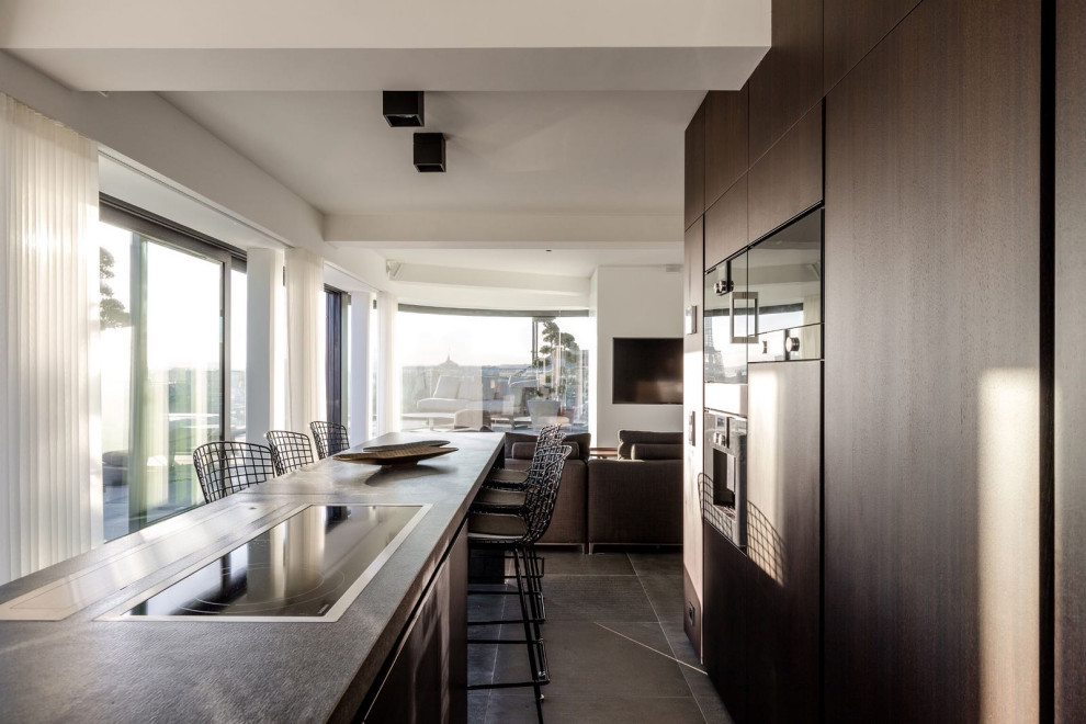 Квартира-студия в Париже