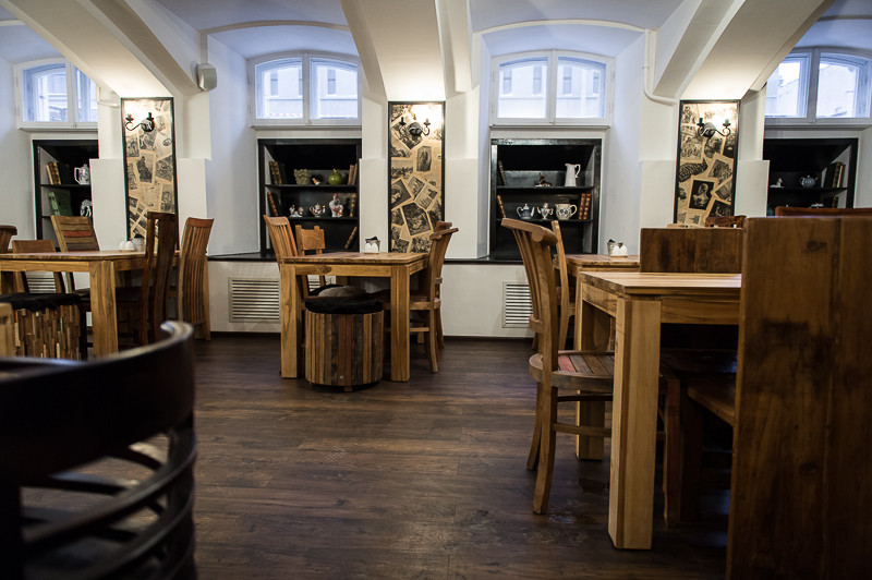 Обложка проекта: Ресторан-бар «КоКоКо»