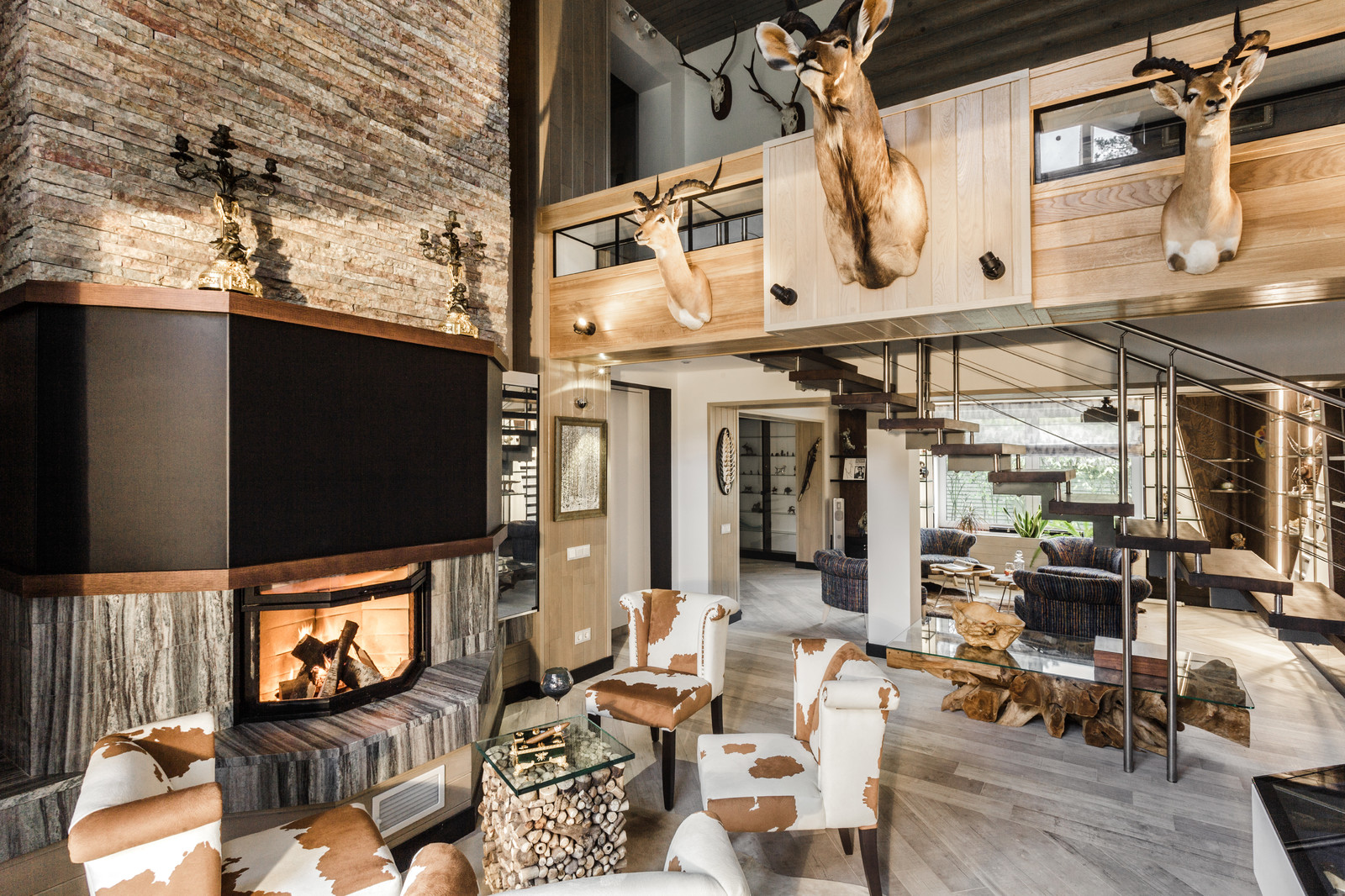 Обложка альбома: гостинная