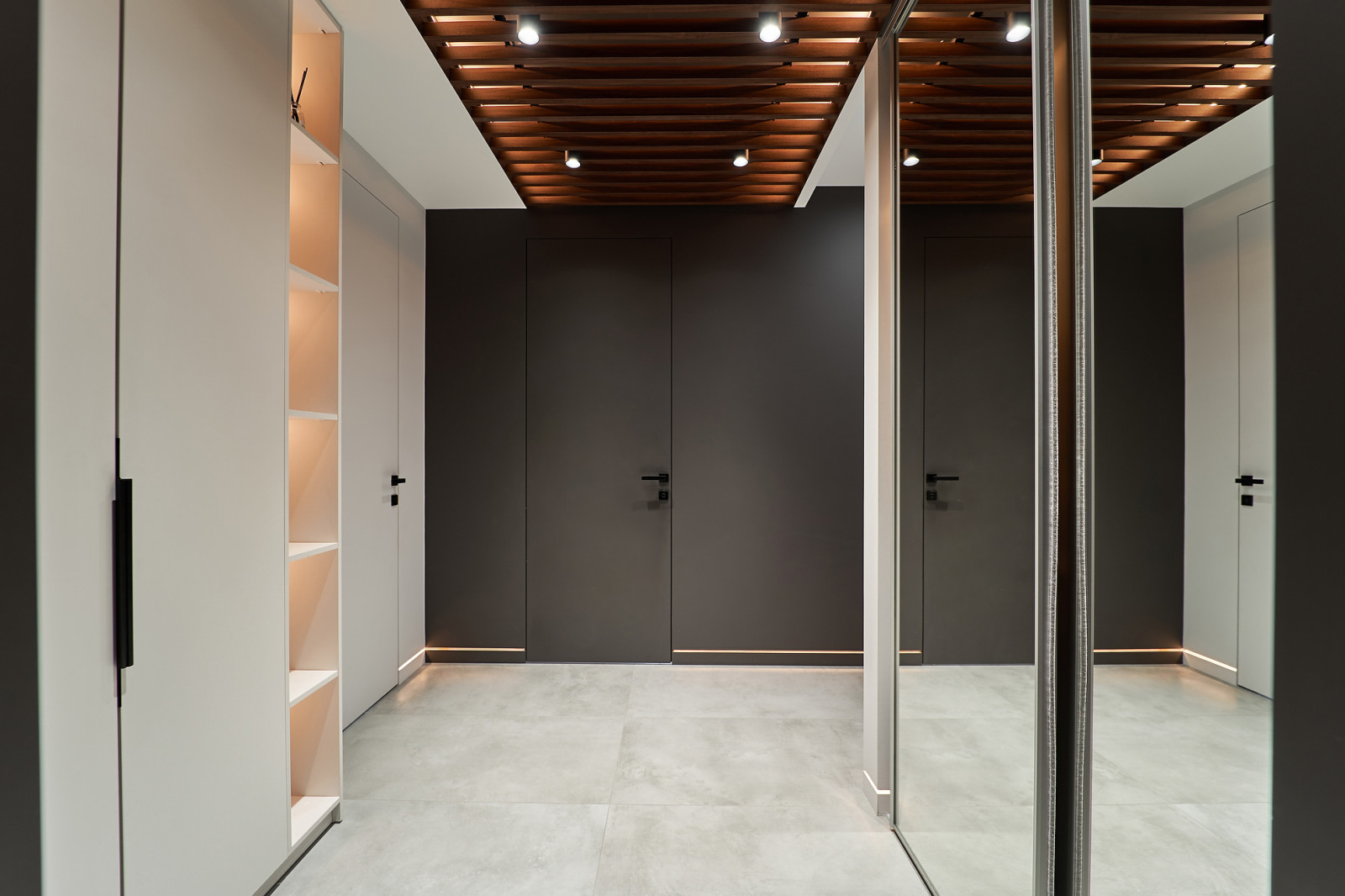 Проект трехкомнатной квартиры, S=99,3 кв.м.