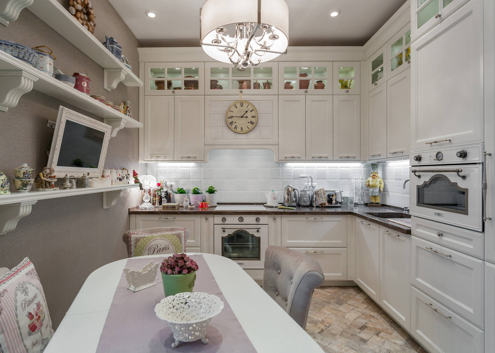 Квартира для мамы.